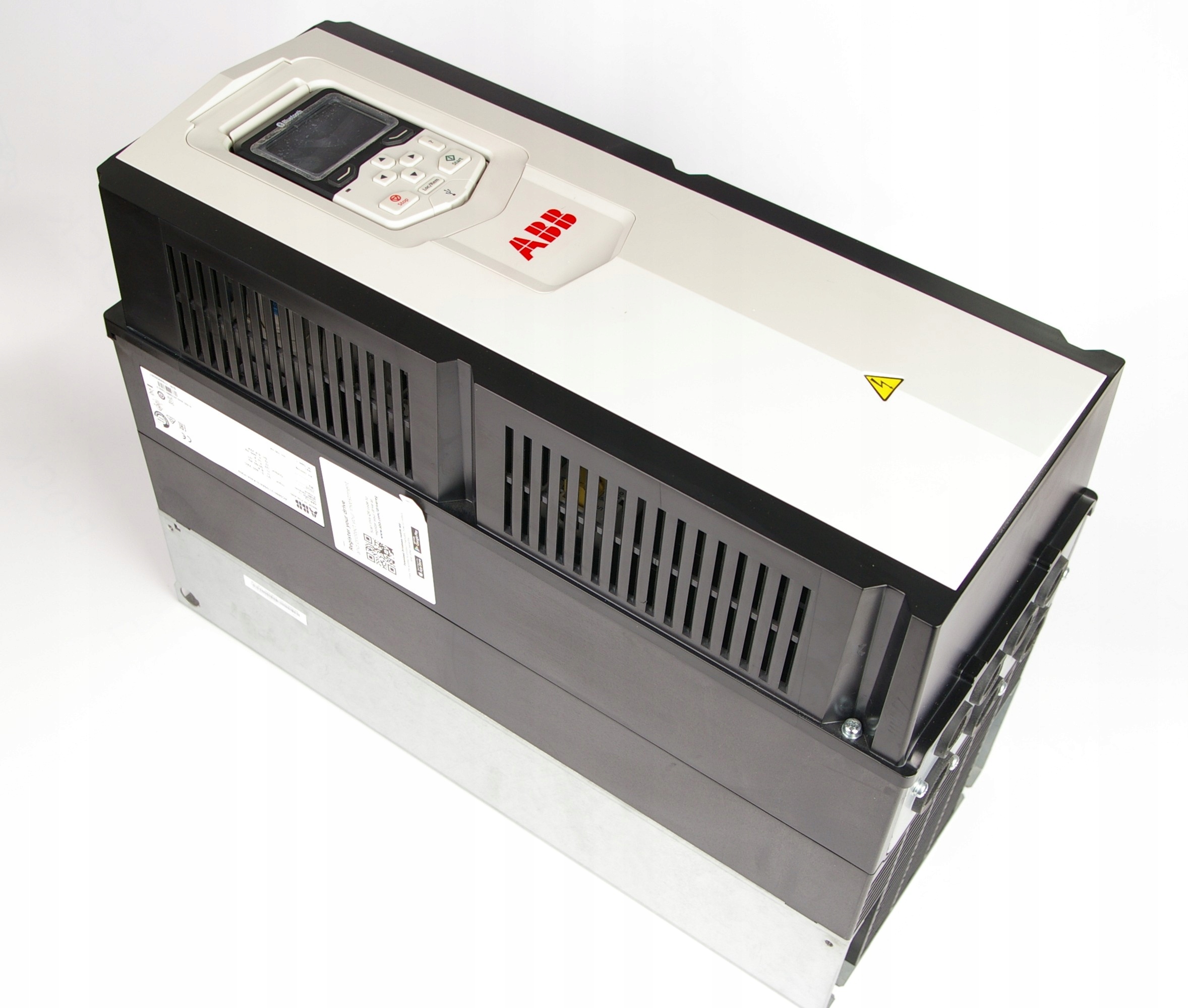 ABB ACS880-31-09A4-3+K454+P909 Low Harmonic Single Drive 4 kW · ID 269457914 · Bild 1