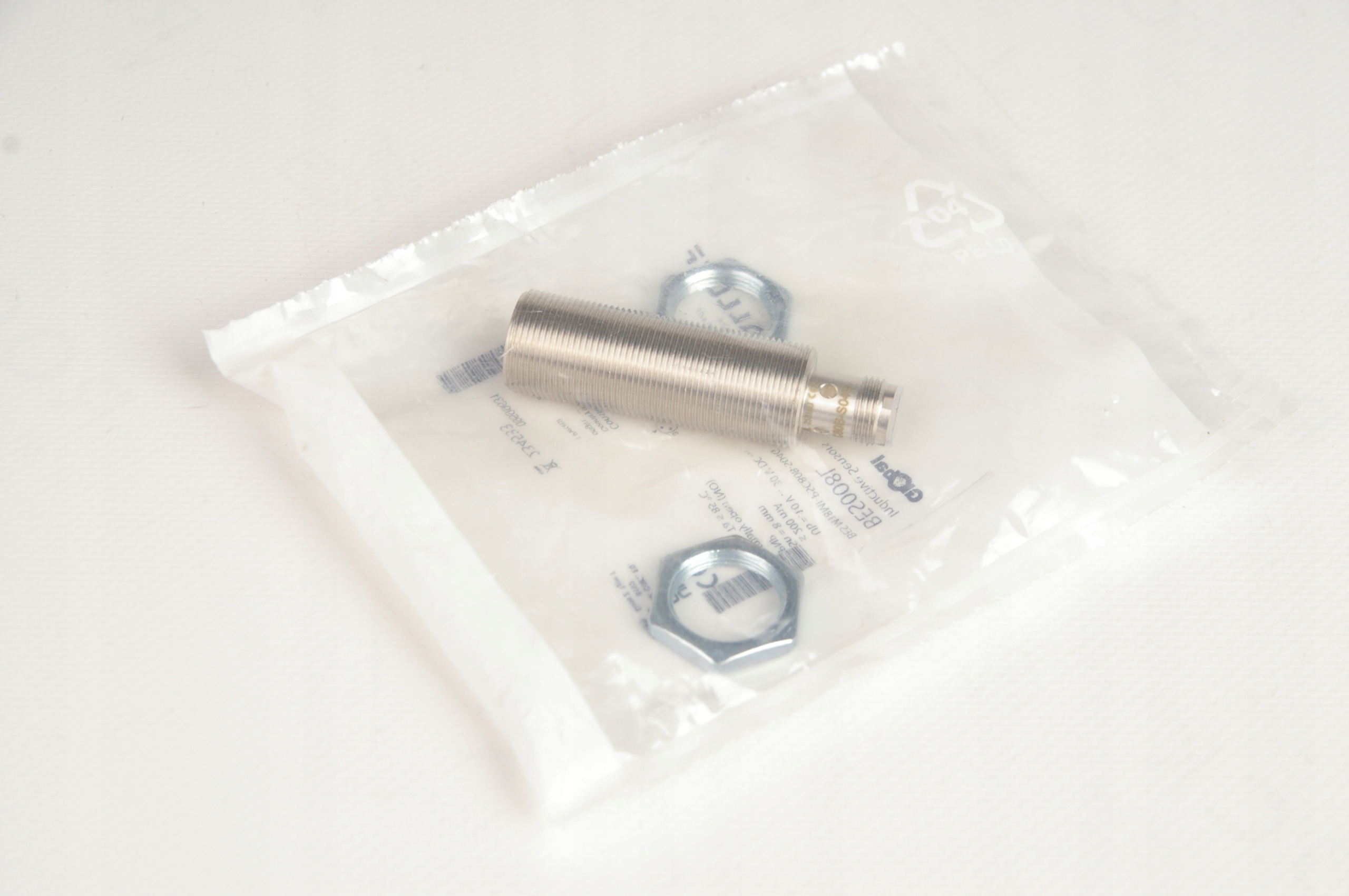 Balluff BES008L BES M18MI-PSC80B-S04G Sensor · ID 245632250 · Bild 1