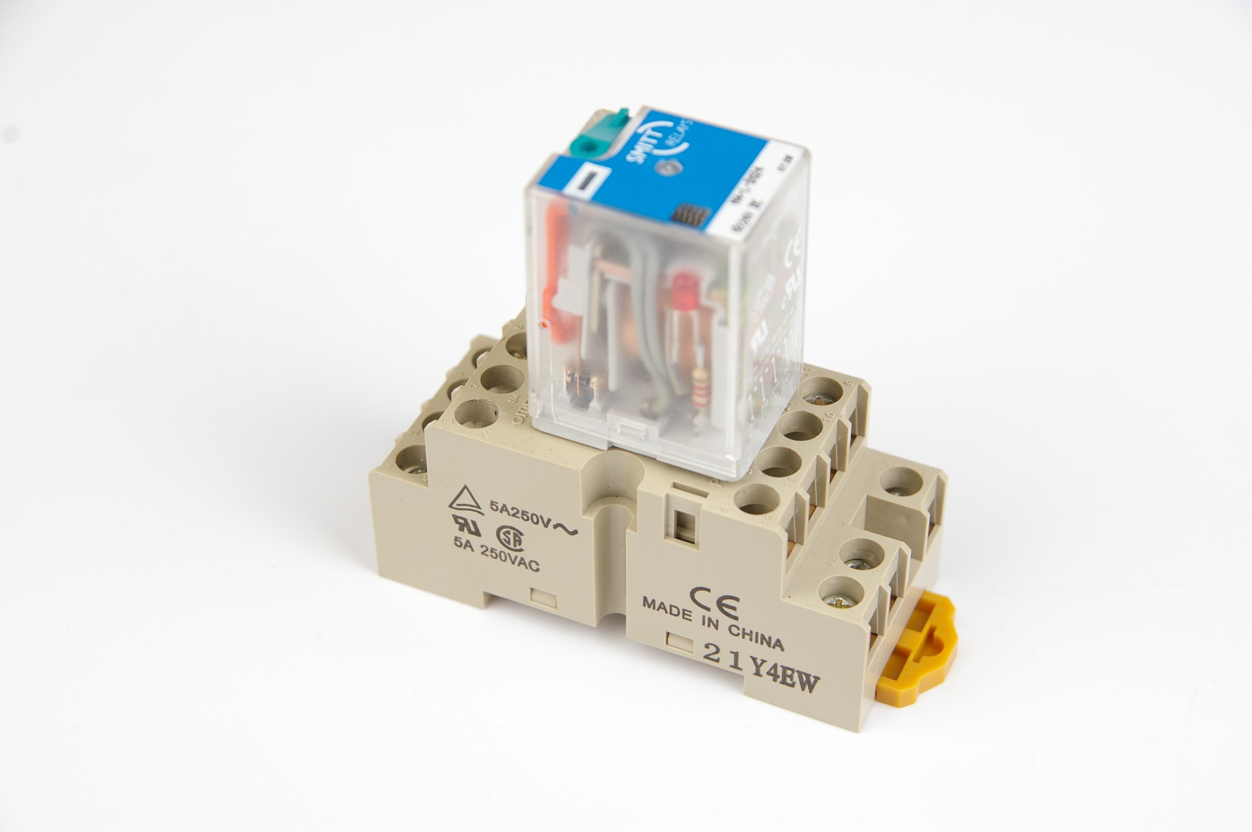 Smitt M4-L-D024 Przekaźnik + podstawka · ID 115255191 · Zdjęcie 1