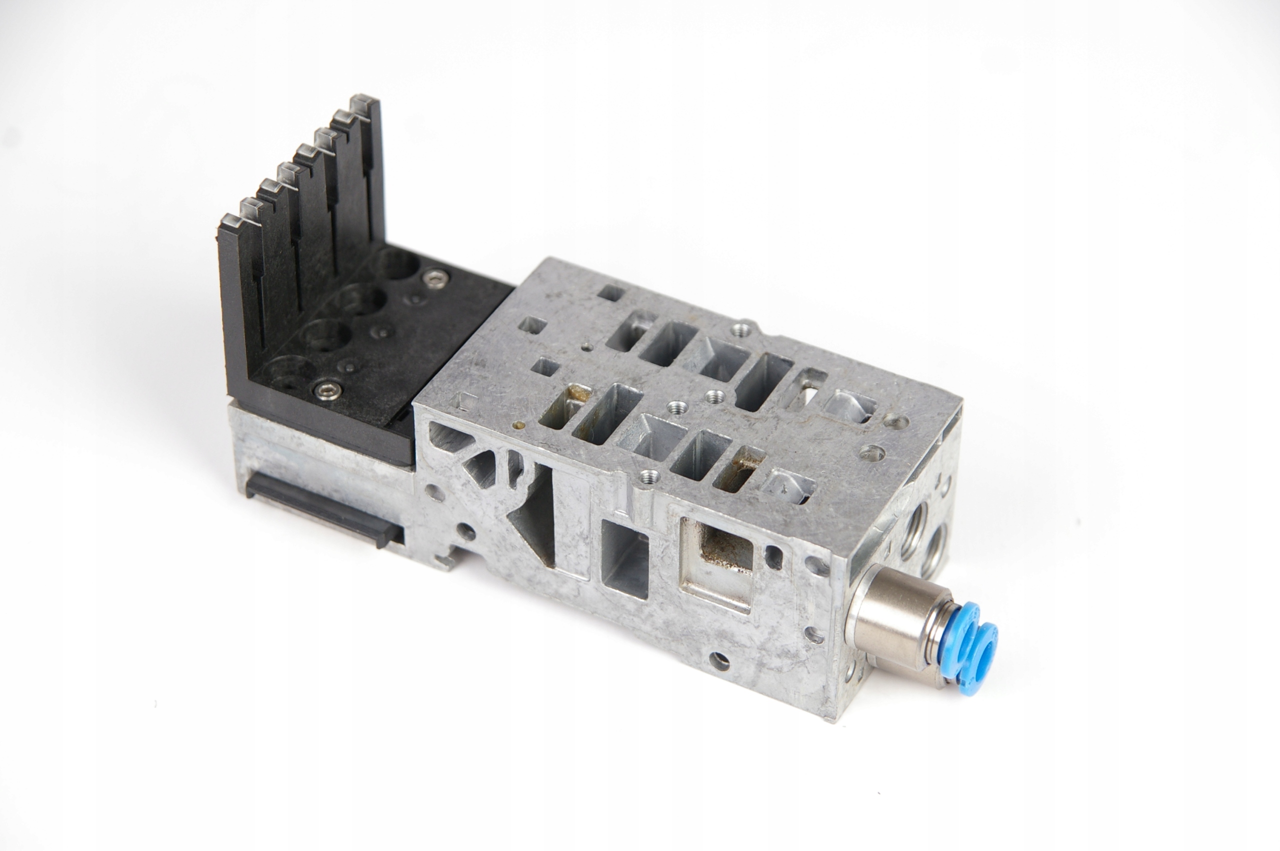 Festo VMPA2-FB-AP-2-1 538000 + 537983 Sub-base · ID 276315709 · Photo 1