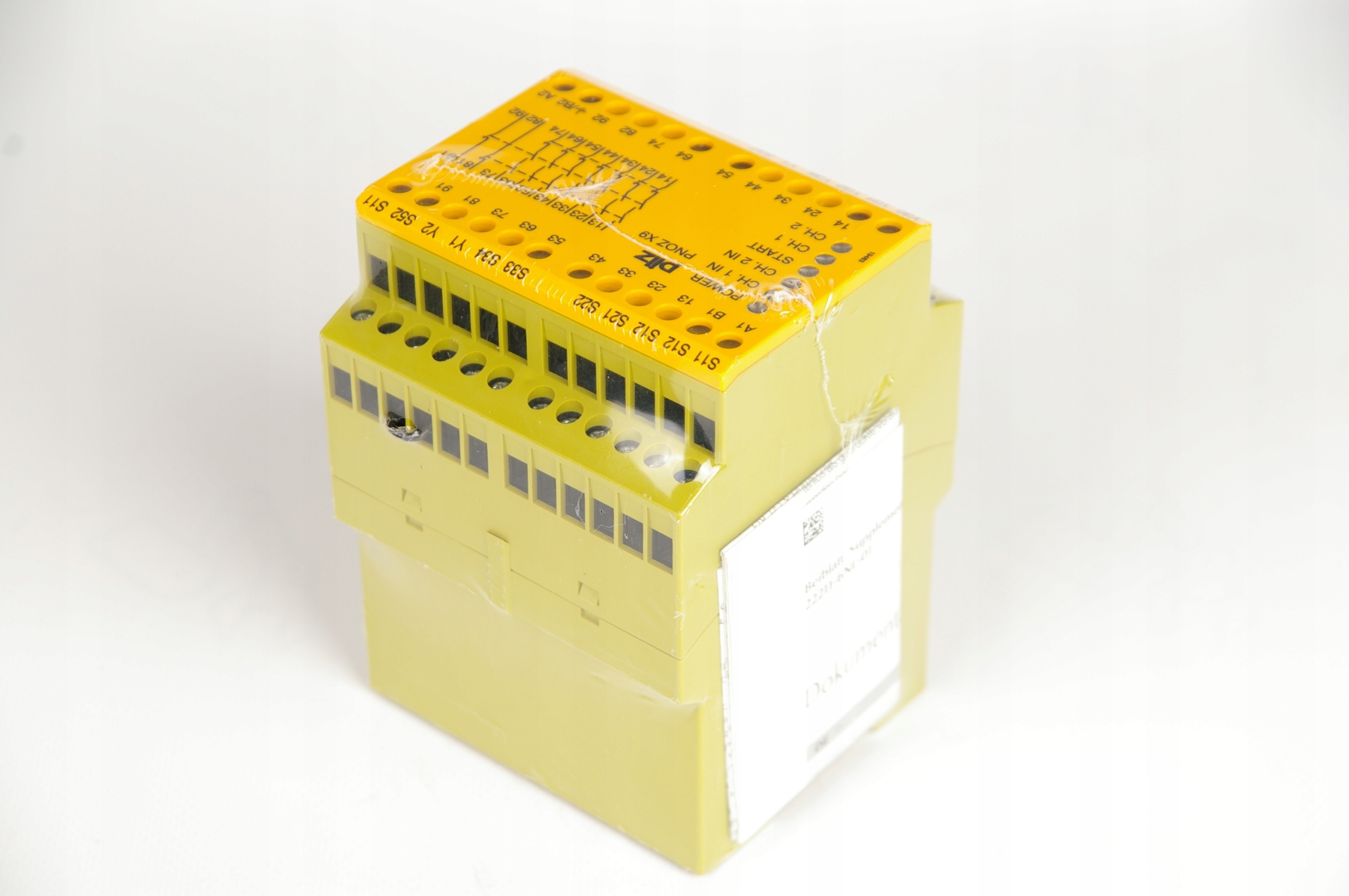 Pilz 774609 PNOZ X9 24VAC 24VDC 7n/o 2 n/c 2so Safety relay · ID 298969661 · Photo 1