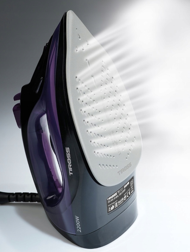 ŻELAZKO Parowe 2200W Spryskiwacz CERAMICZNE 1331