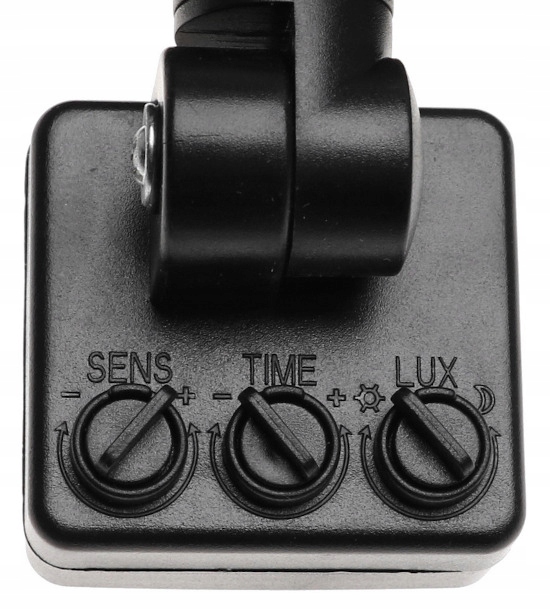 HALOGEN Naświetlacz Lampa LED SMD z CZUJNIKIEM Ruchu Zmierzchu 20W 3225