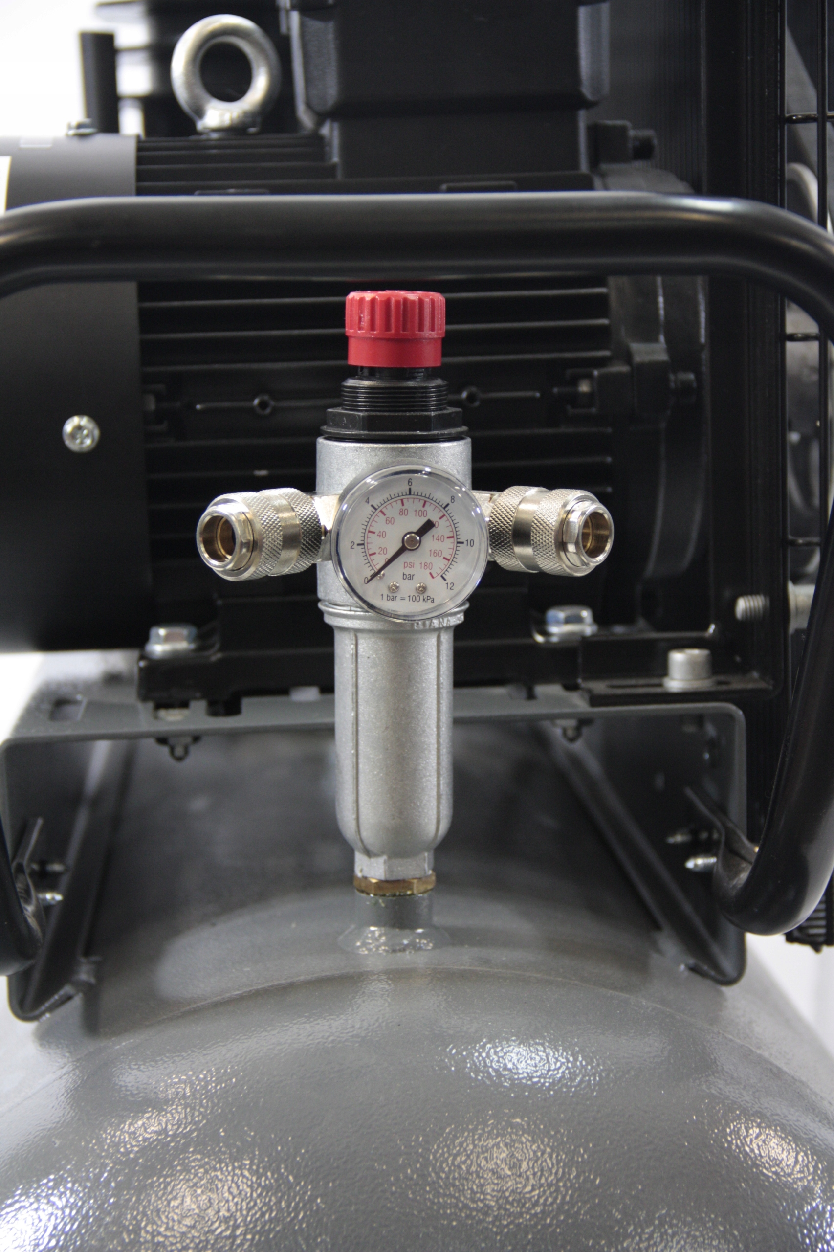 Kompresor olejowy Atlas Copco AC31E100T 90 l 10 bar 4116025534