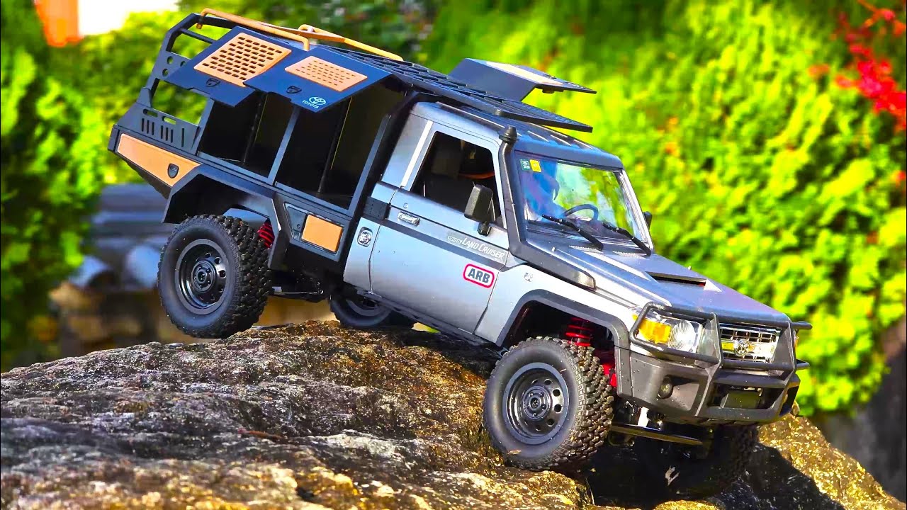 SAMOCHÓD ZDALNIE STEROWANY RC TOYOTA LAND CRUISER LC79 TERENOWY
