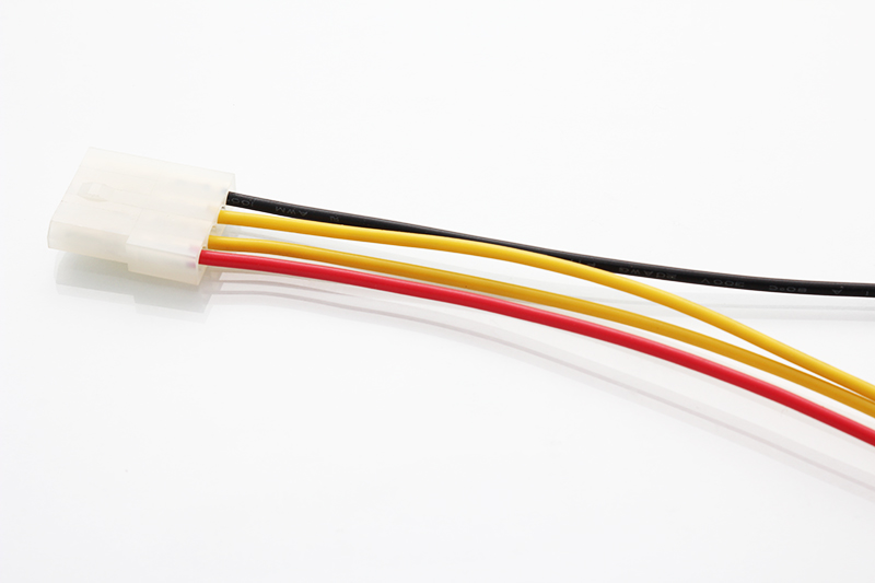 Wtyczka z przewodami 5500-4P 4PINY