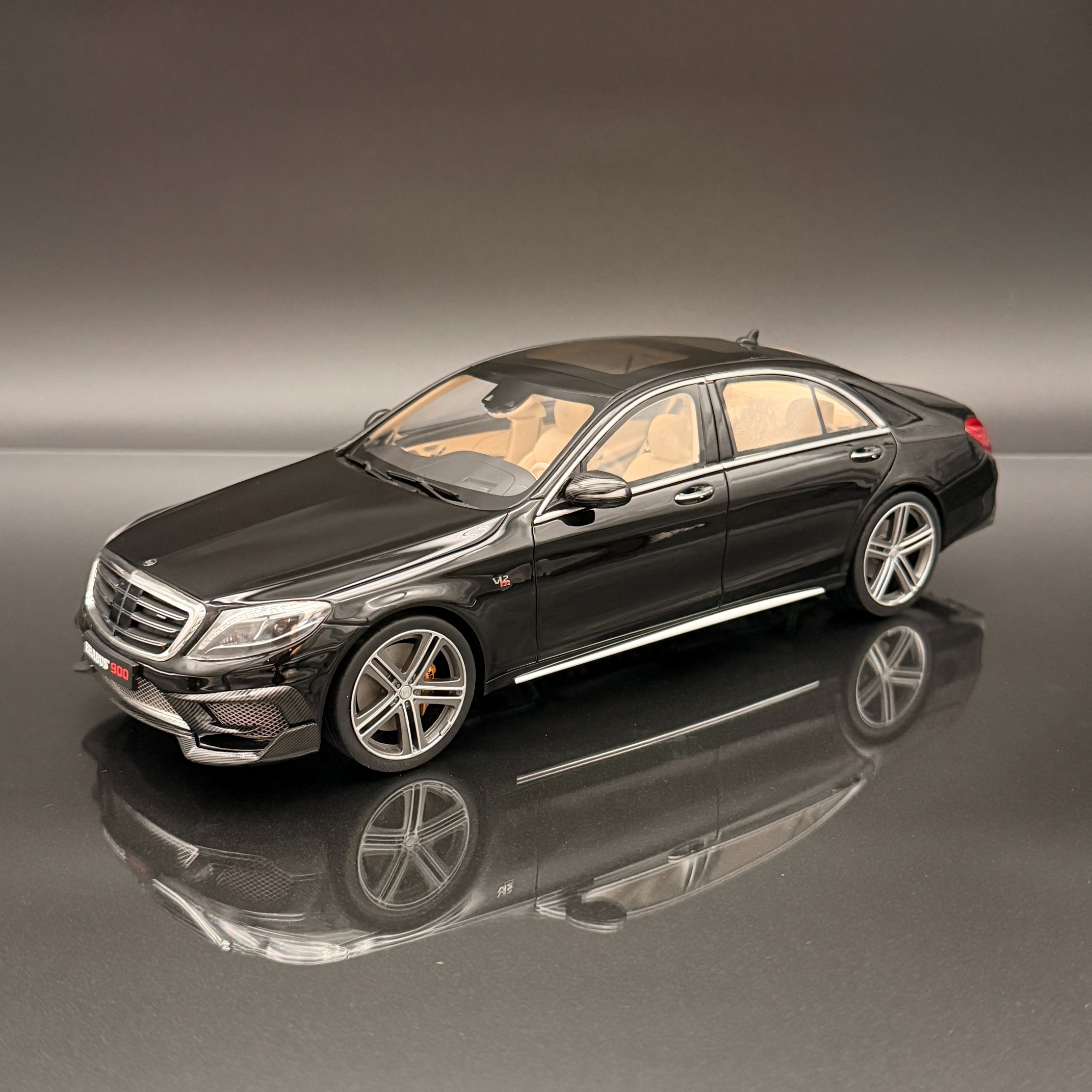 Brabus Rocket 900 Black 1:18 GT Spirit GT172 Limited Edition