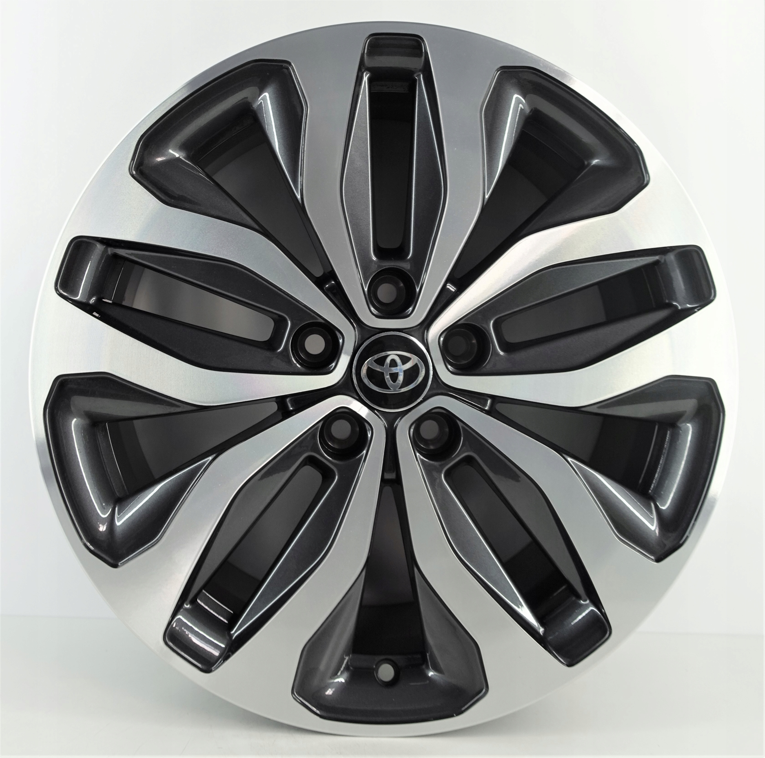 Felgi 18cali Toyota Avensis Auris CH-R Corolla RAV