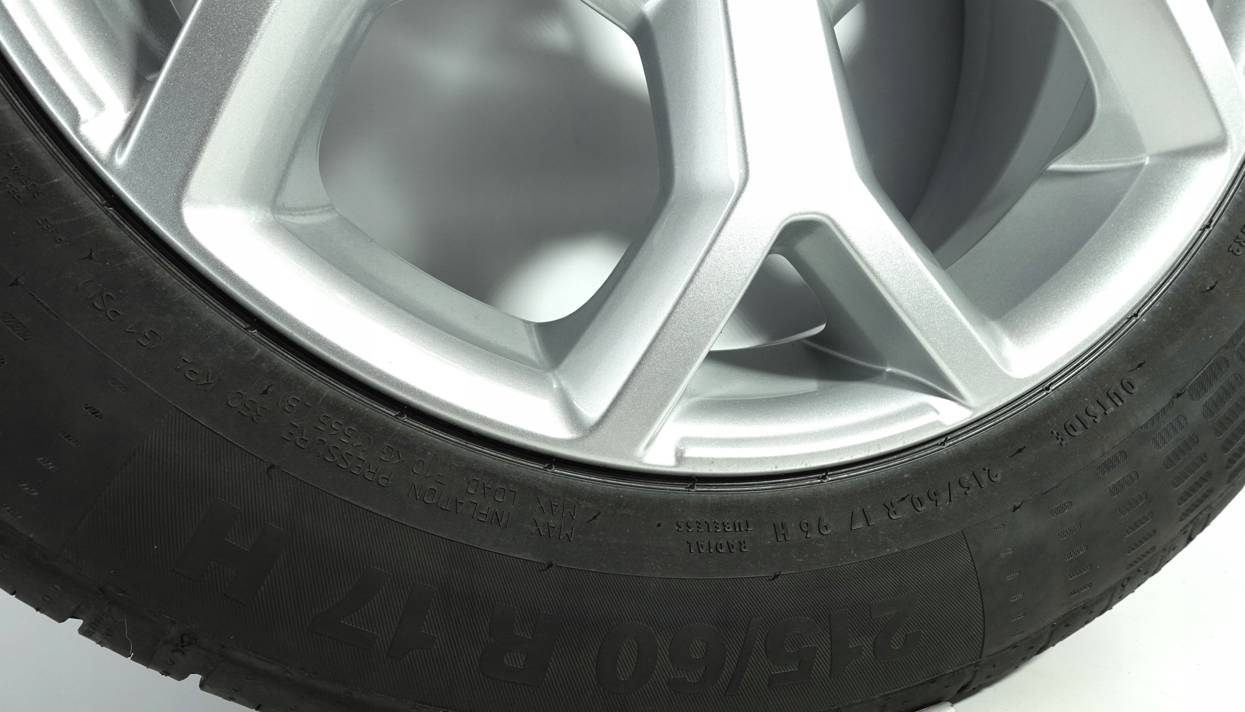 Koła letnie Renault Kadjar Scenic III Talisman 17" 5x114.3 CONTINENTAL