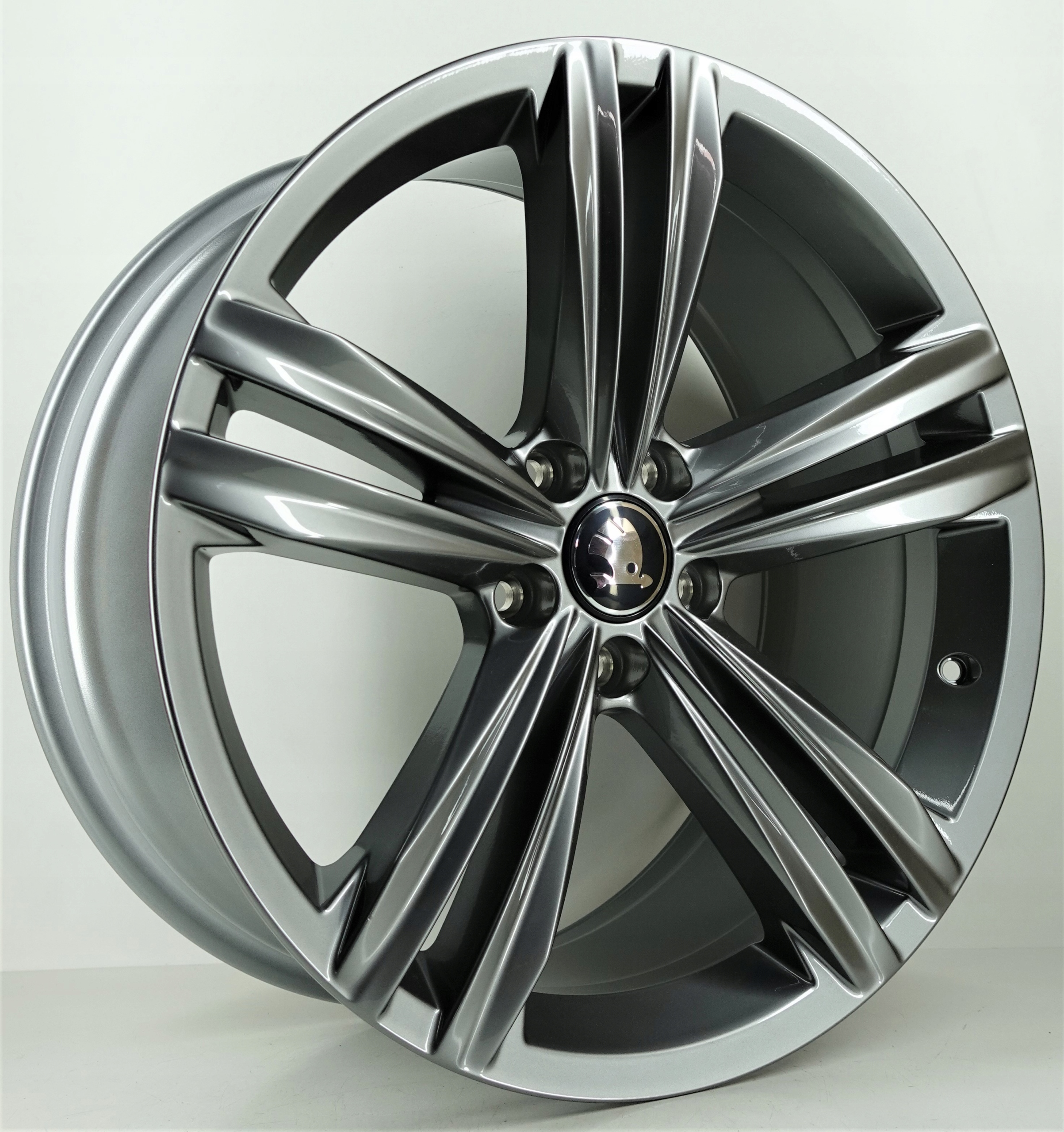 19'' 5x112 SKODA 5NN601025D FELGI NOWE