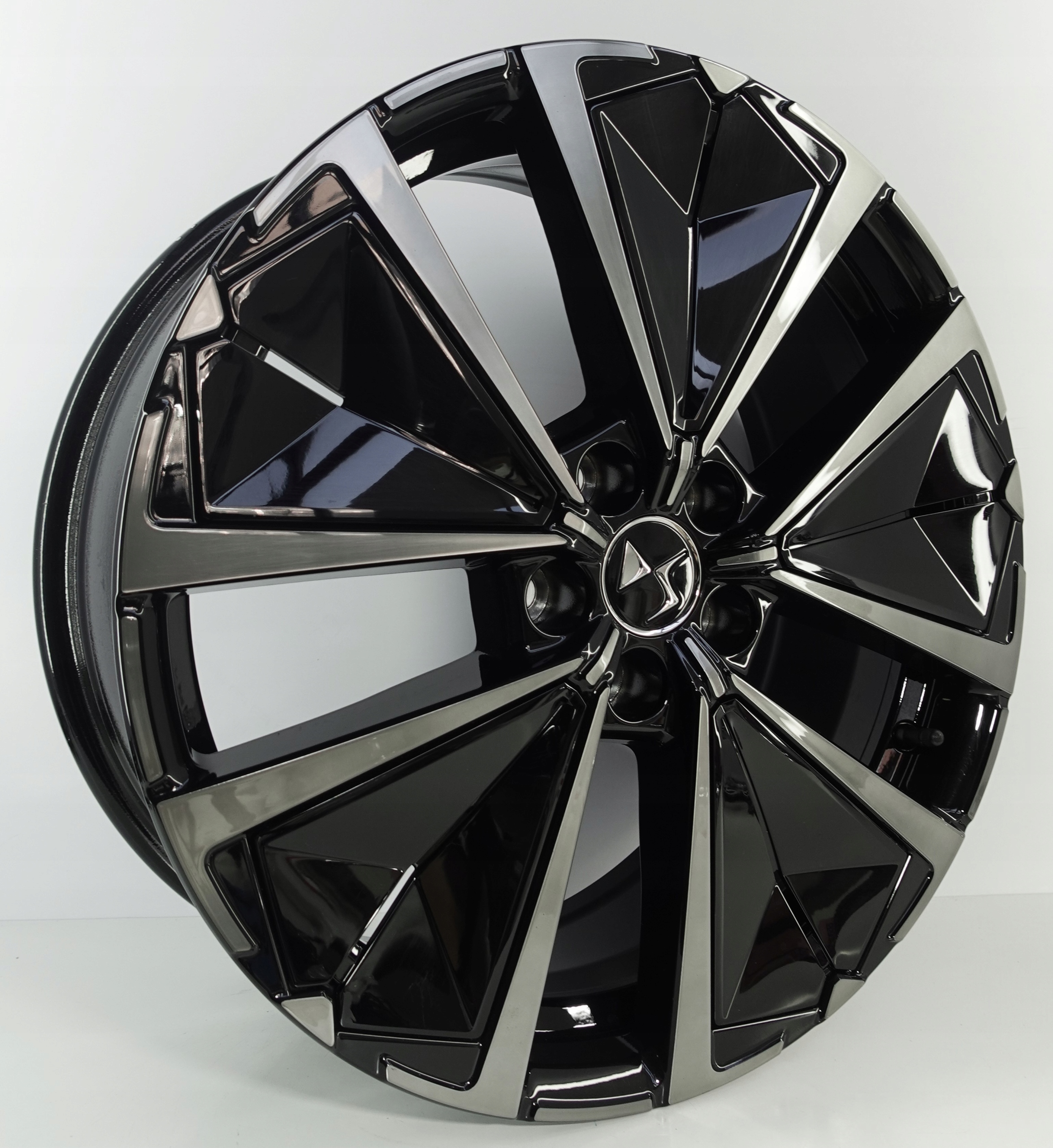 DS7 2024 Felgi aluminiowe 19" 5x108 ET 46 ORYGINALNE 9840747280