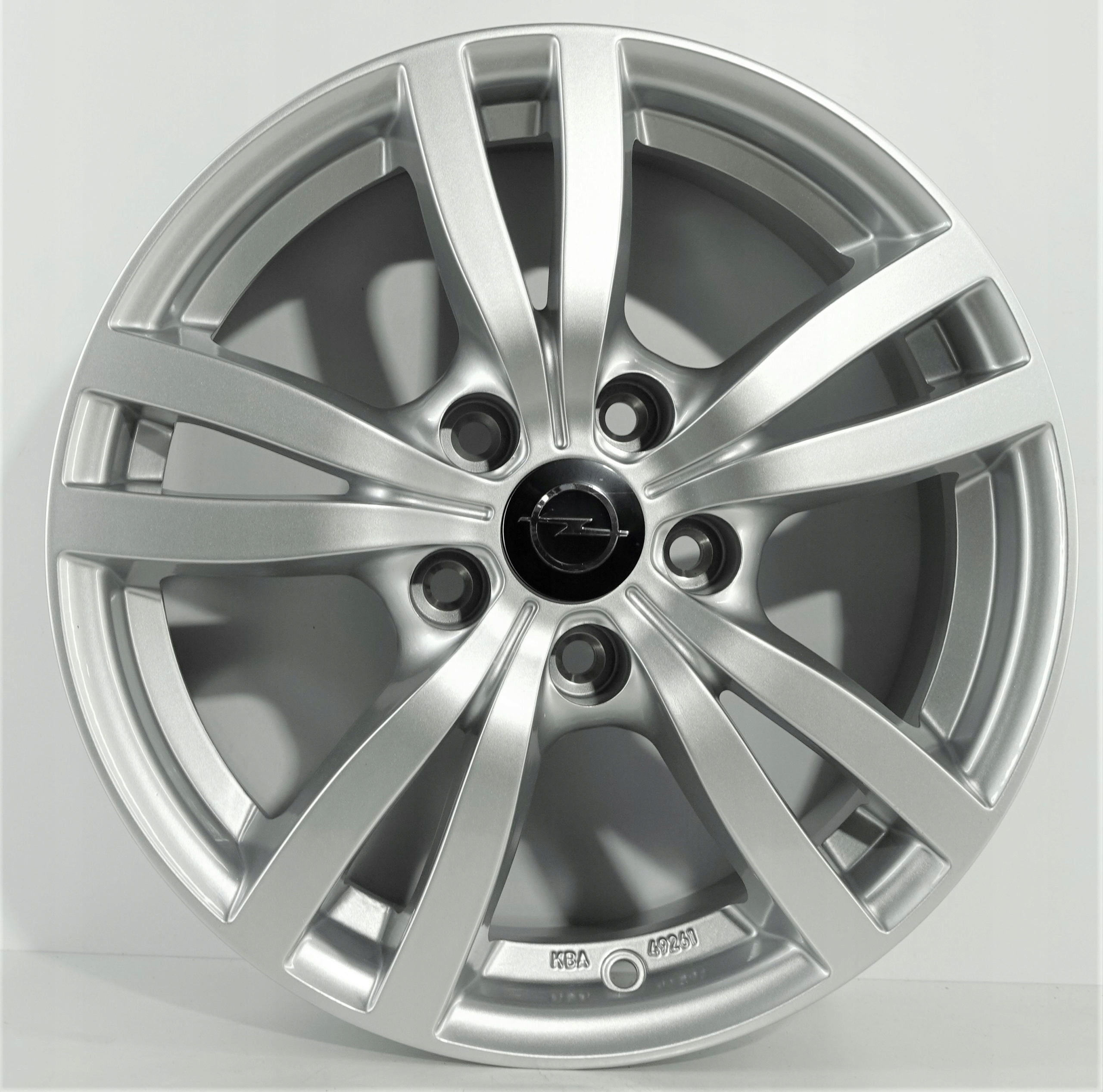 Felgi aluminiowe 16'' OPEL VIVARO et 31,5 5x114,3