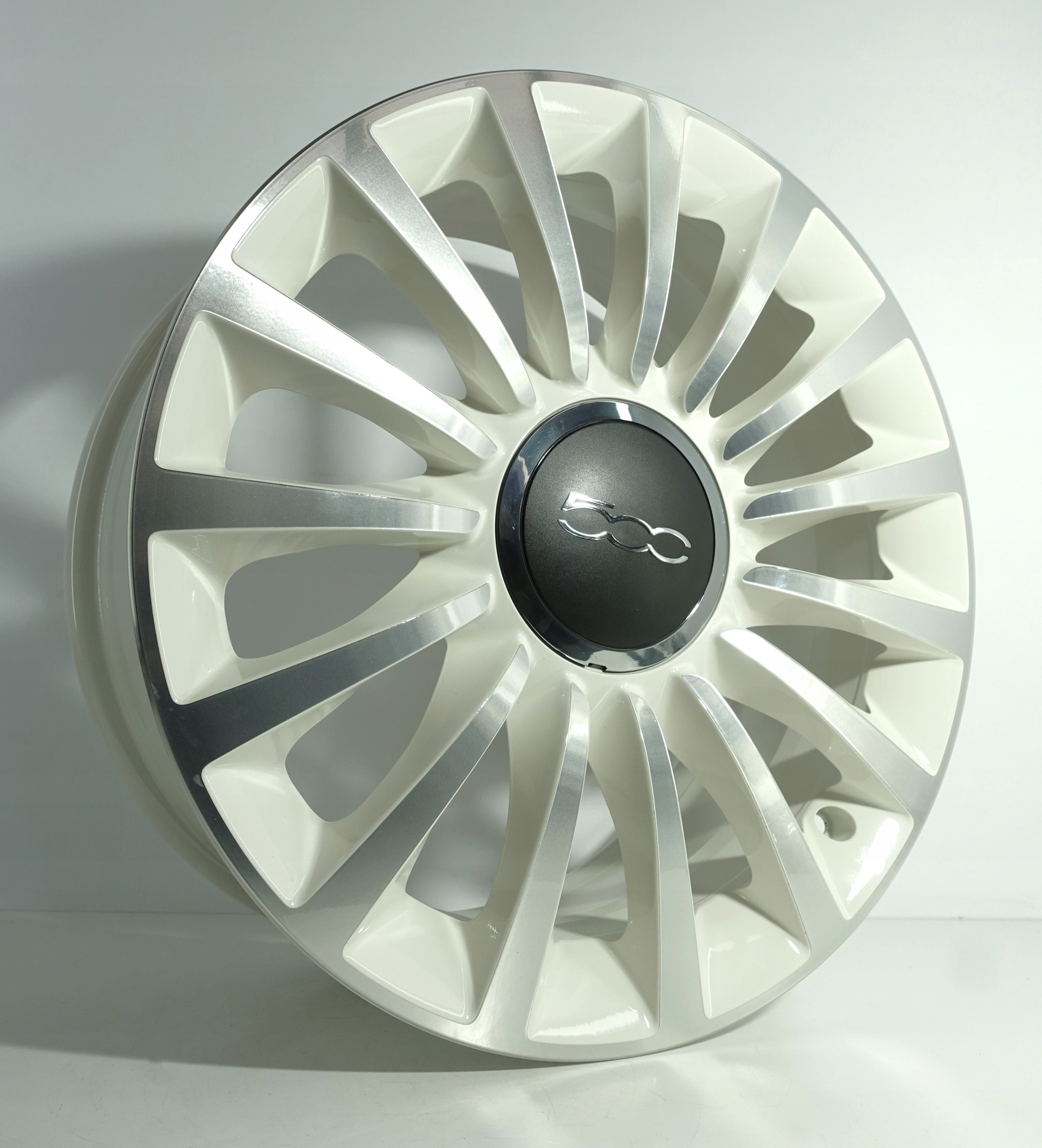 FELGI ALUMINIOWE FIAT 500 BIAŁE 17" 5x98 ET 41 735573714 NOWE ORYGINALNE