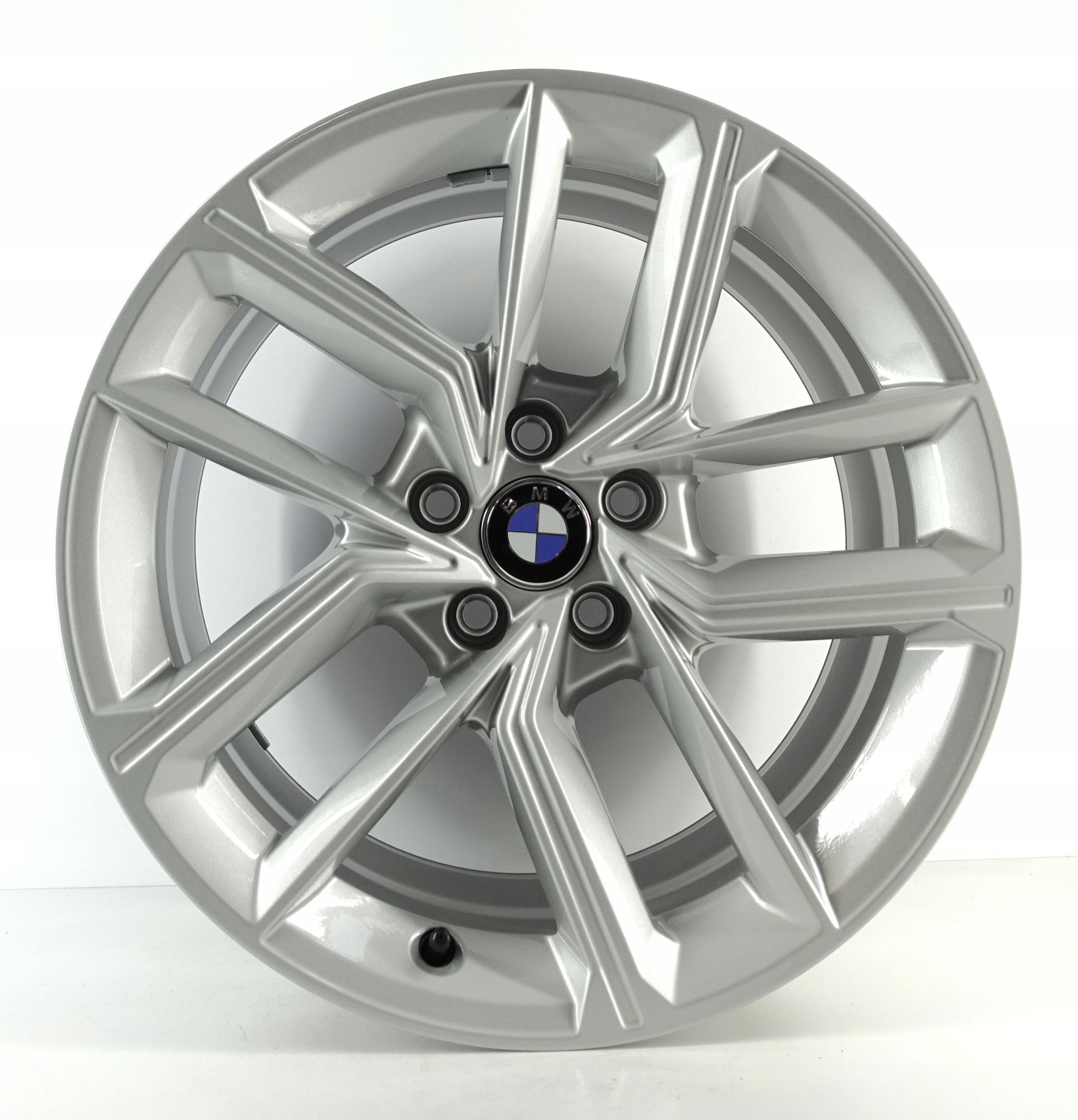 FELGI ALUMINIOWE NOWE BMW 5 OE 2025 18" 5x112 8J ET 29 8W0601025FL