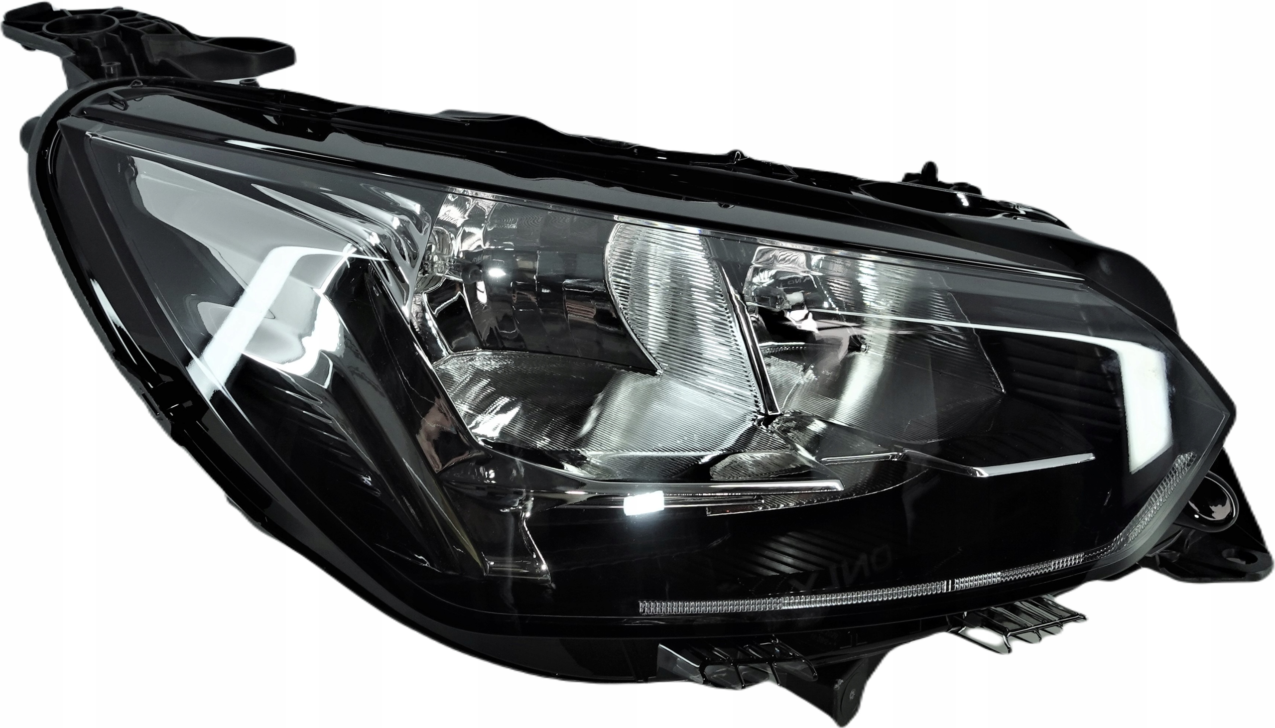 PEUGEOT 208/2008 2019- LAMPA PRAWA ZWYKŁY LED