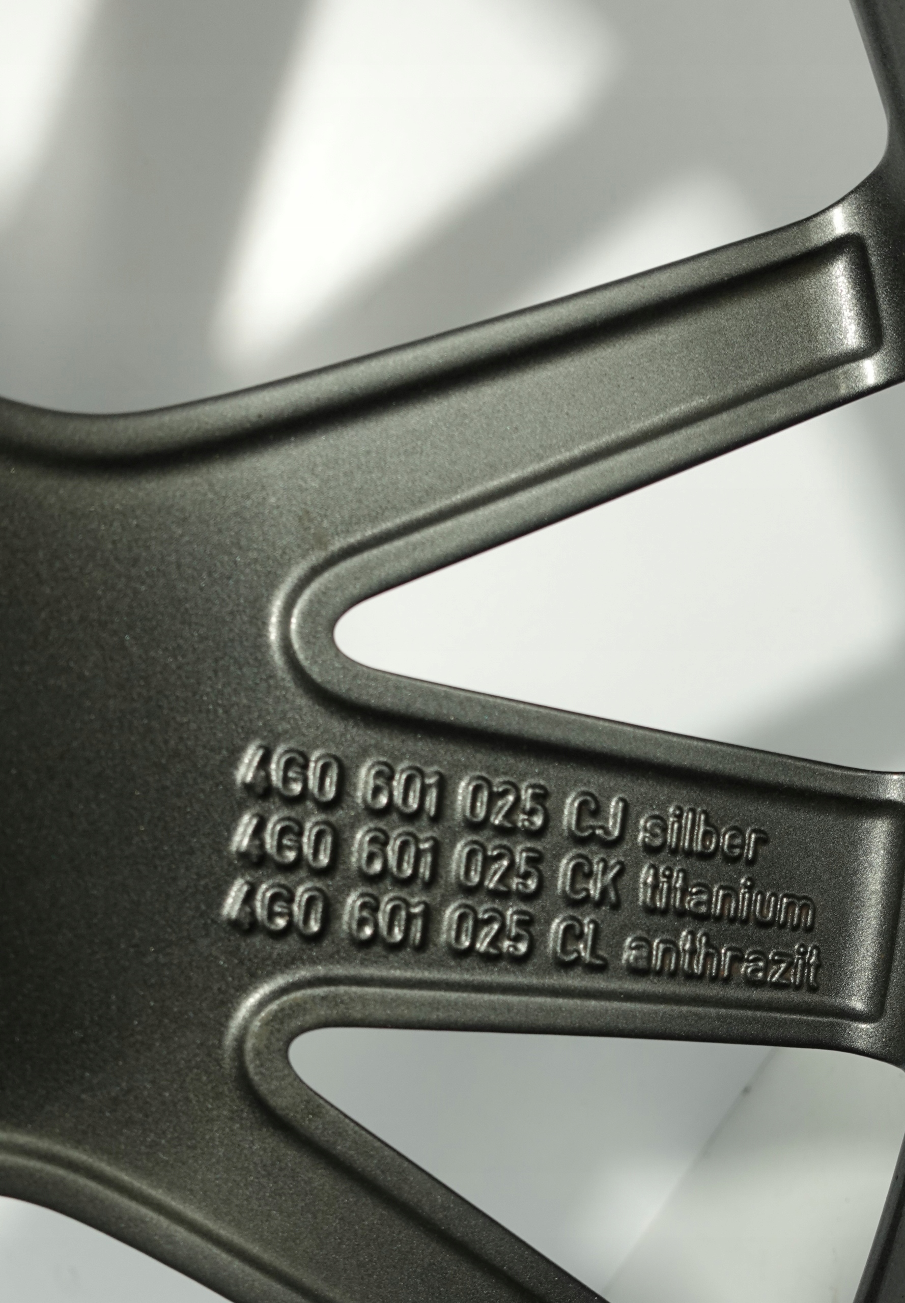 Felga aluminiowa Audi OE AUDI C7 A7 S6 9,5JX21 ET25 4G0601025CK 5x112 ET 25