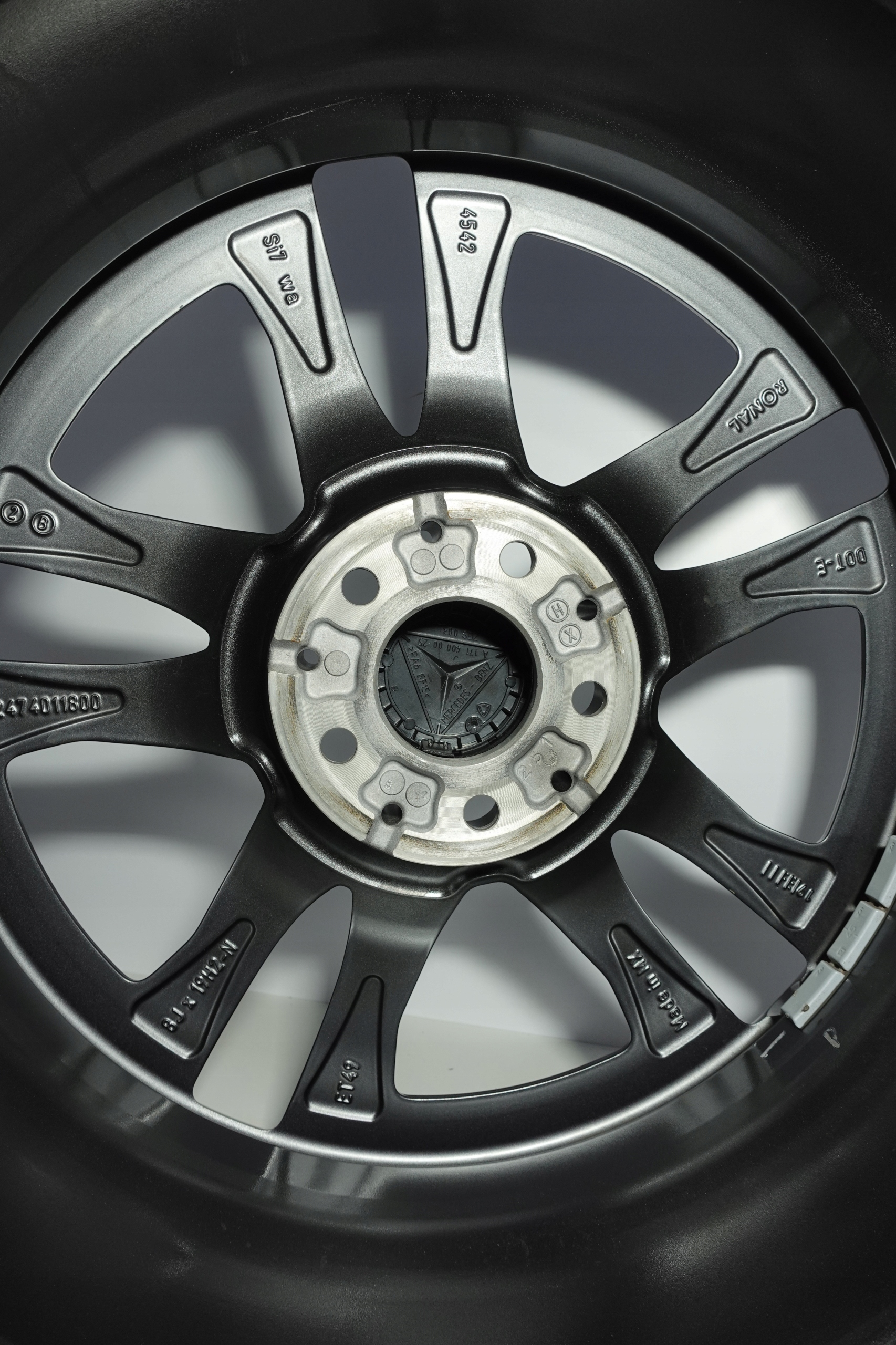 ALU FELGI Mercedes-Benz OE W247 X247 19" 5x112 8J