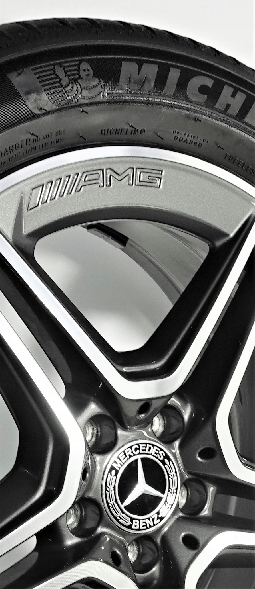 Mercedes GLB X247 GLA H247 AMG KOŁA 19''