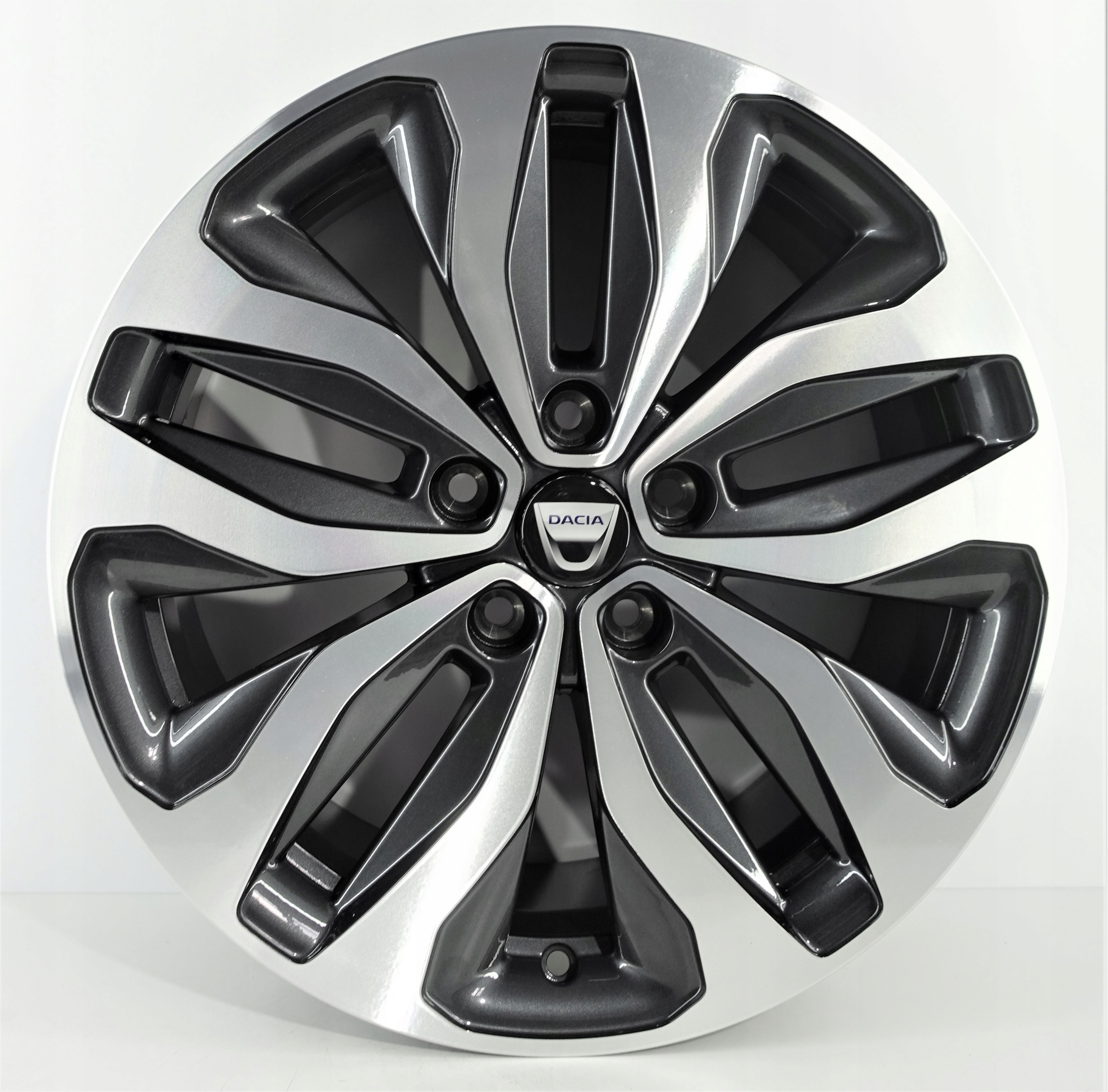 Felgi 18 cali Dacia Duster 5x114,3 ET 46