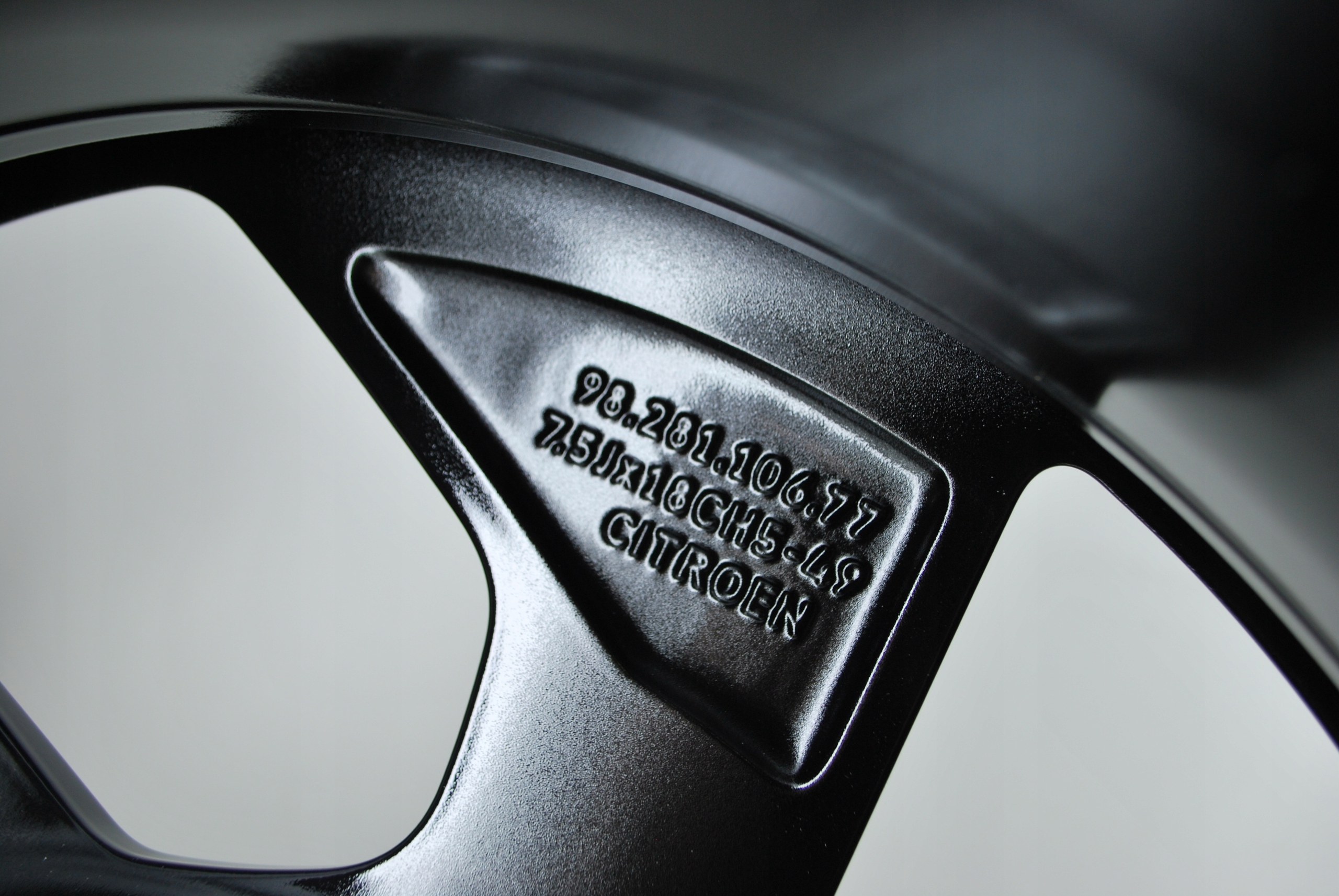 FELGI PEUGEOT 7.5" x 18" 5x108 ET 49