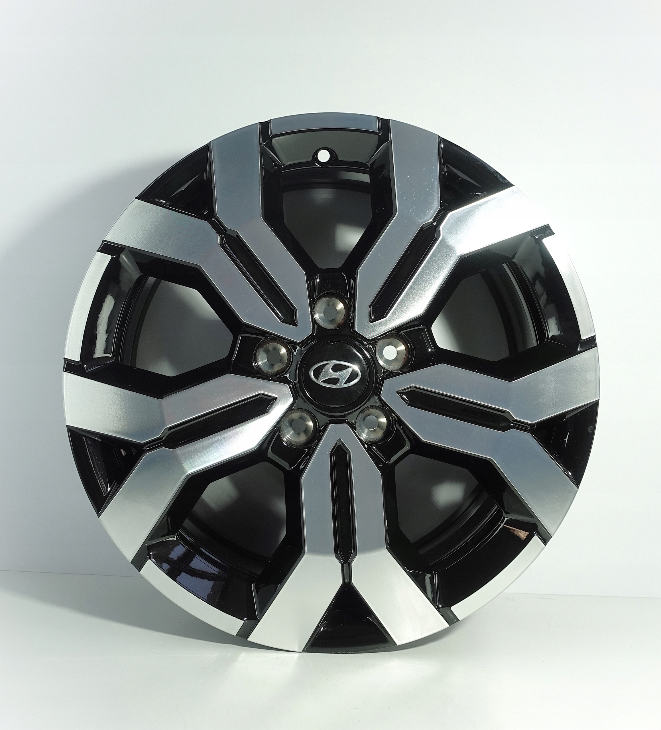 Felgi aluminiowe Dacia TERGAN 6.5J 17" 5x114.3 NOWE ORYGINALNE 403005180R