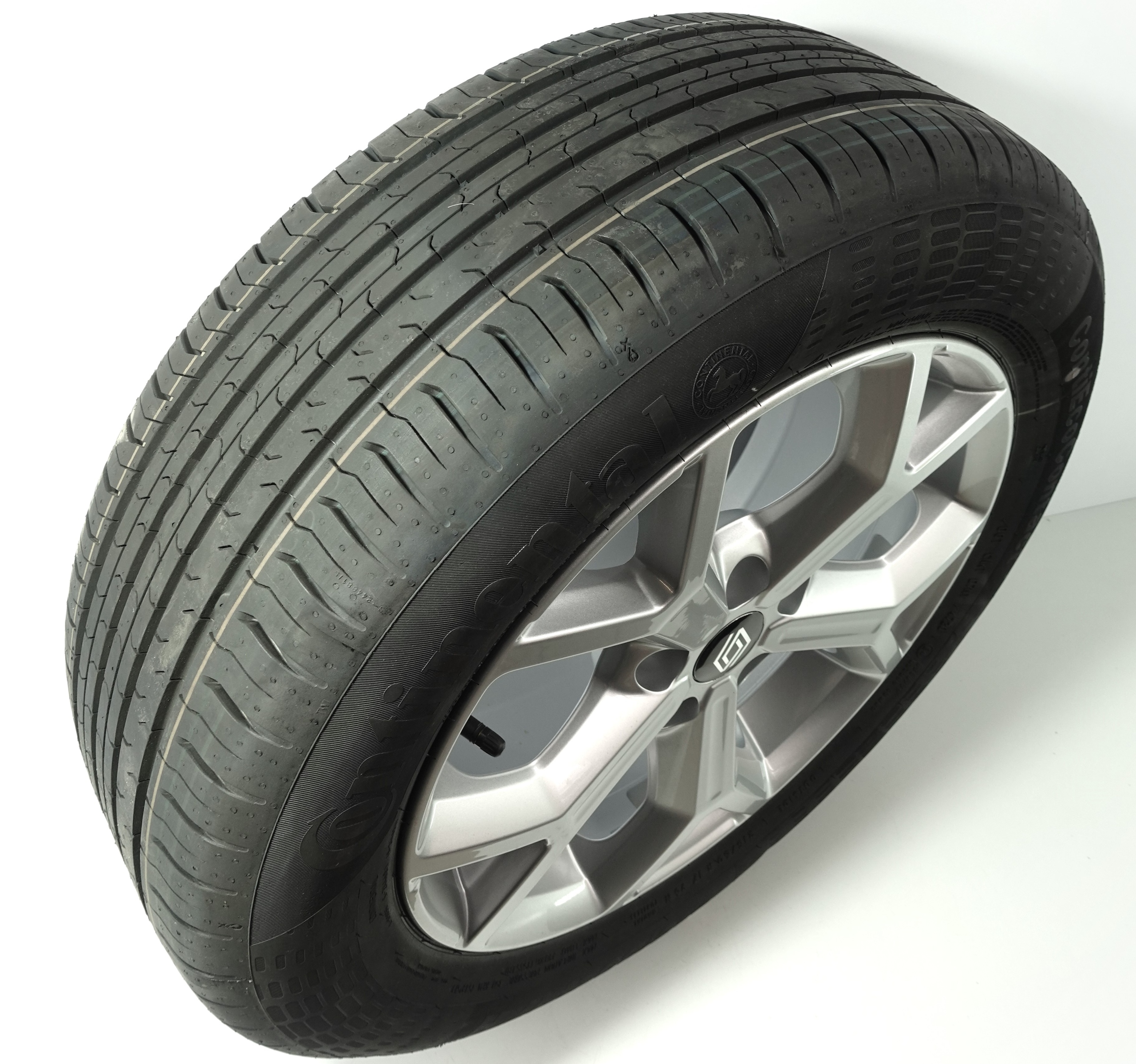 Koła letnie DACIA DUSTER RENAULT NISSAN 17" 5x114.3 CONTINENTAL