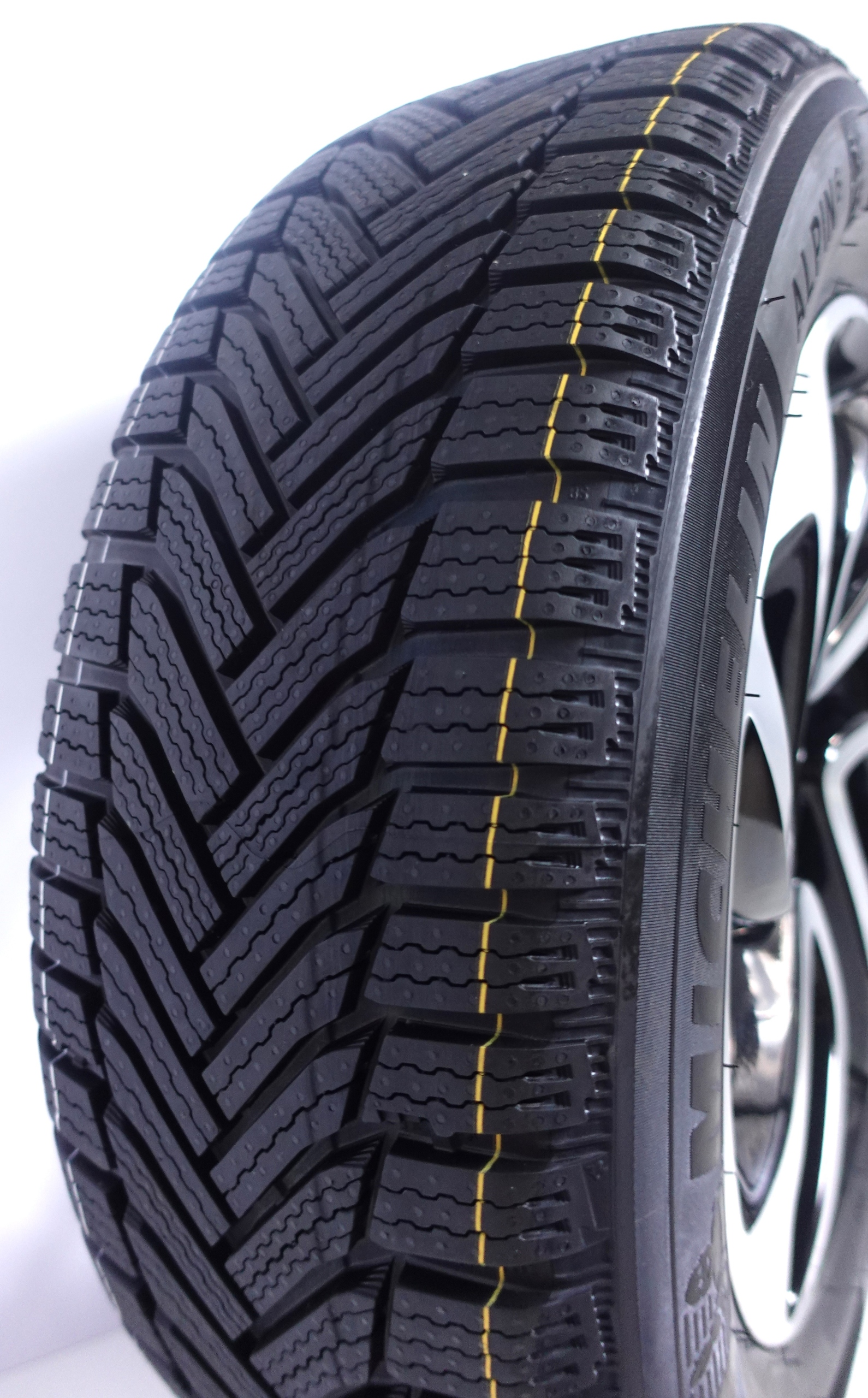 16" 4x108 ET 20 CITROEN PEUGEOT MICHELIN ZIMA