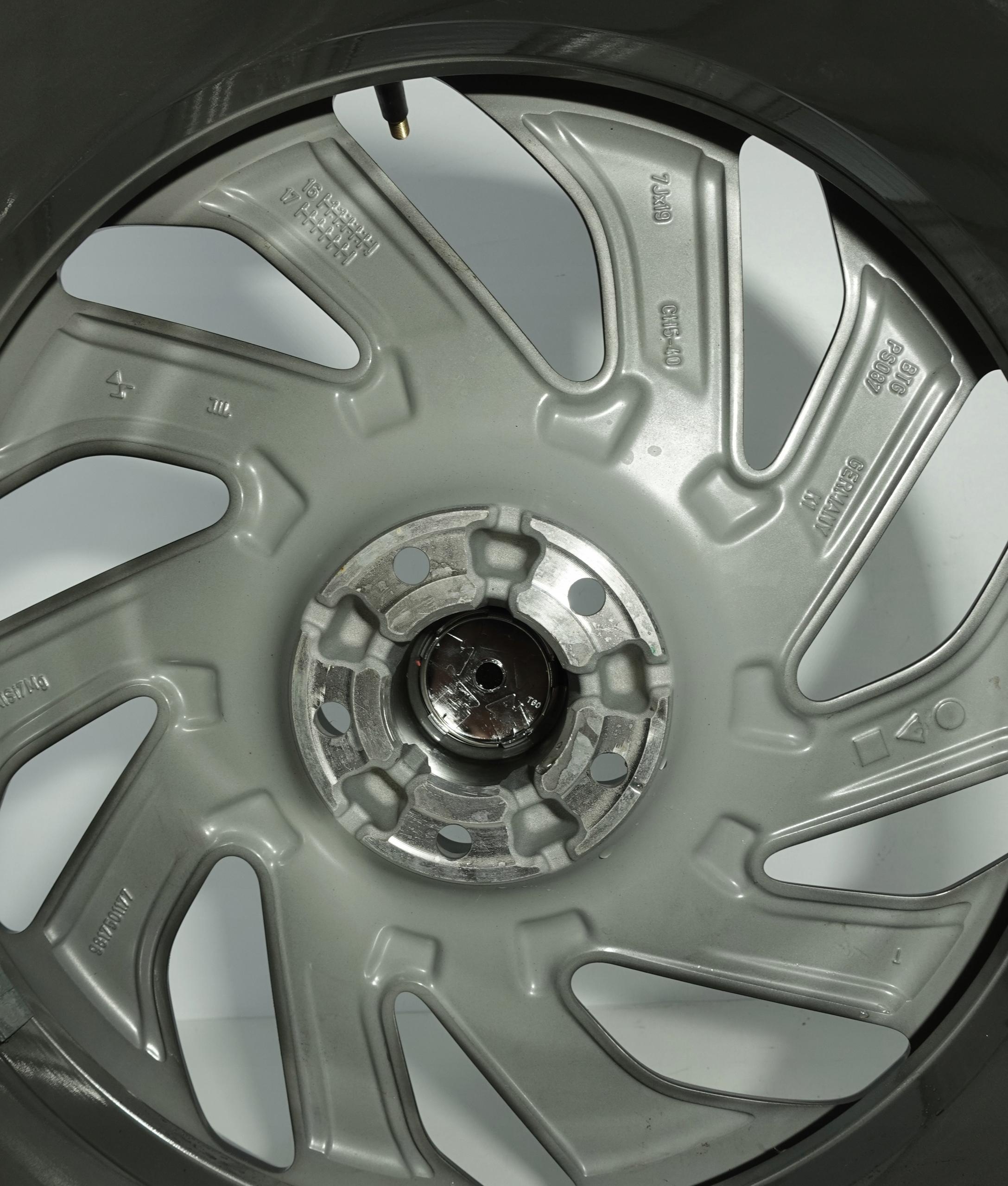 Felgi aluminiowe Citroen DS PEUGEOT 19" 5x108 ET 40 ORYGINALNE 9817501177