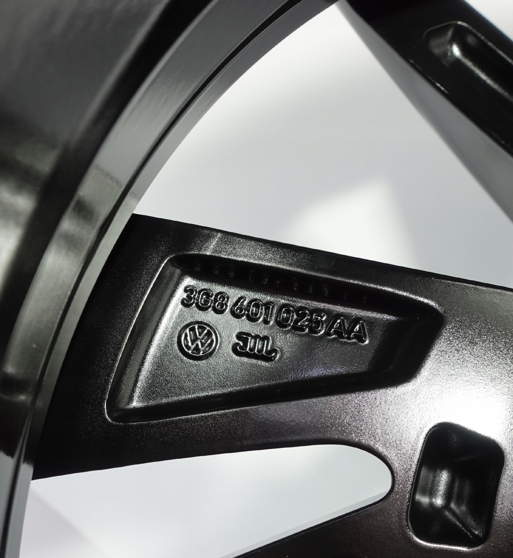 NOWE ALUFELGI VOLKSWAGEN GOLF VII VIII 19cali 5x112 ET 40 3G8601025AA