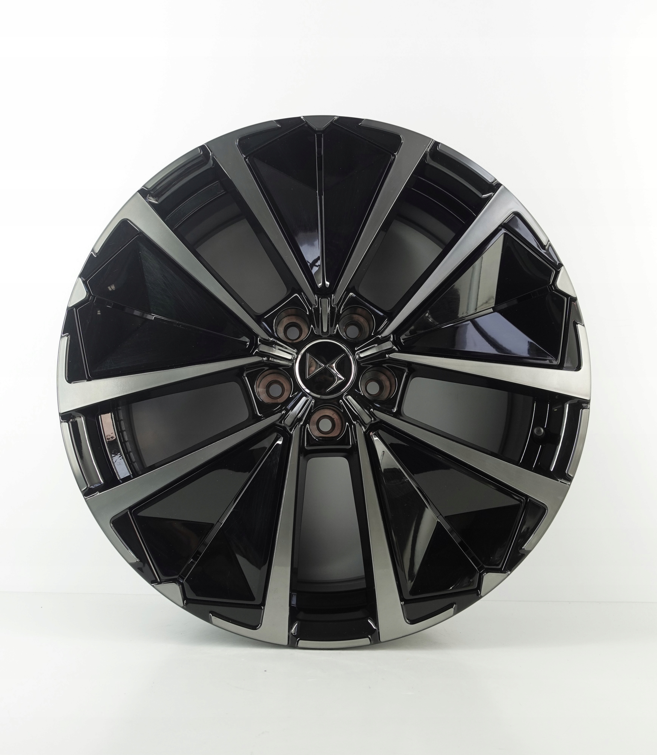 DS7 2024 Felgi aluminiowe 19" 5x108 ET 46 ORYGINALNE 9840747280