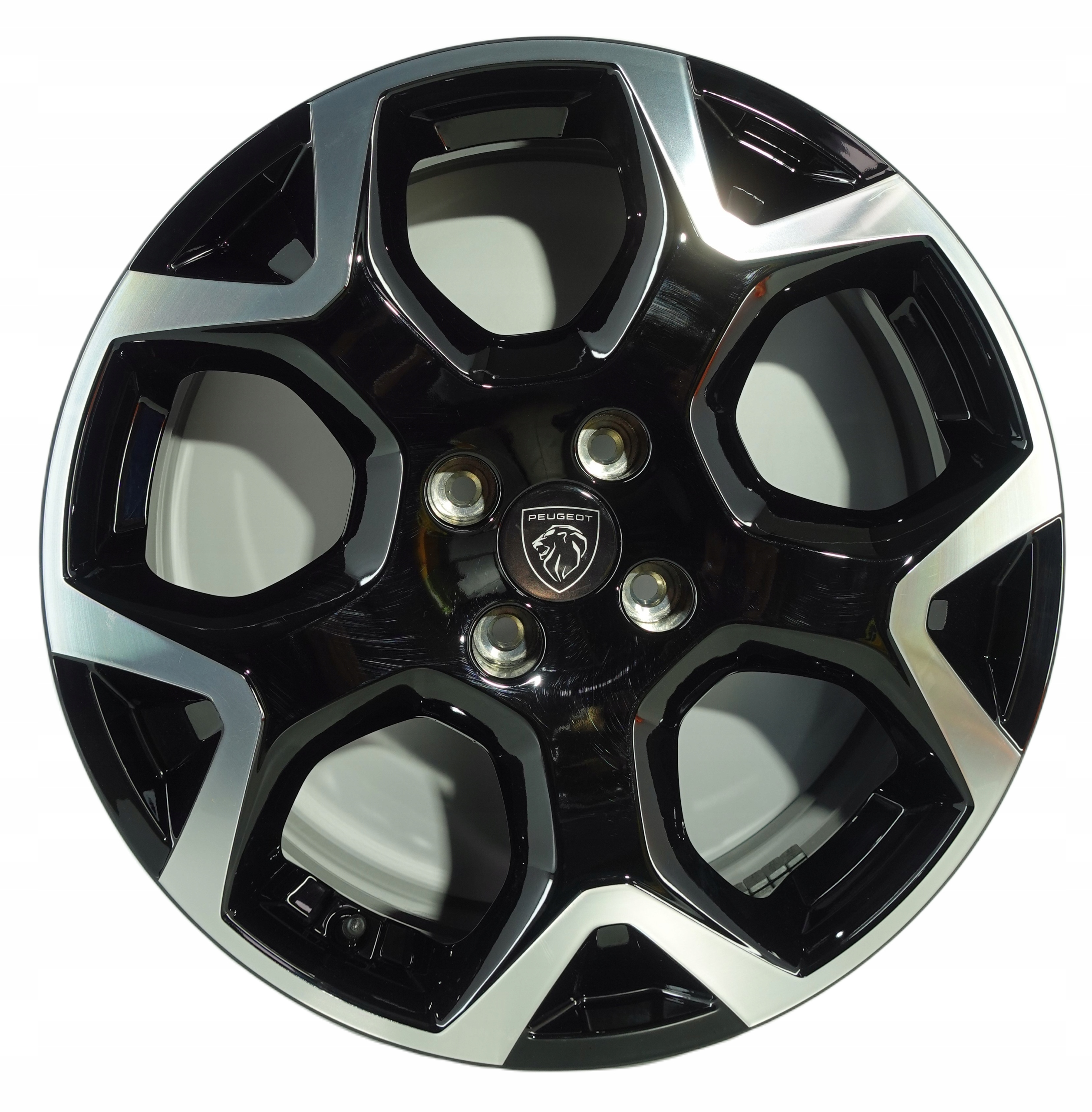 18'' 4x108 PEUGEOT 208 2008 felgi 7J ET 35