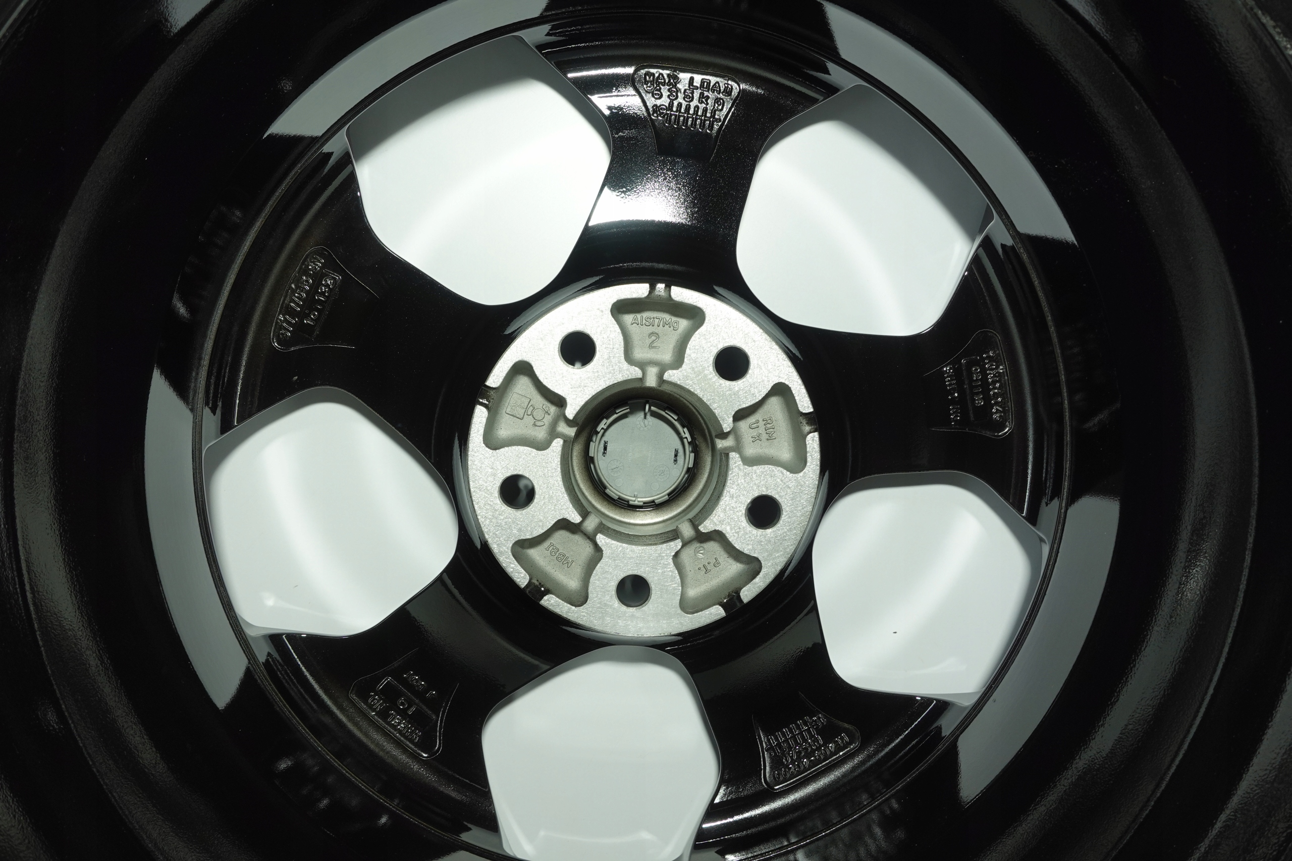 5x114,3 17" RENAULT NISSAN KE409-4C200 FELGI ALUMINIOWE NOWE