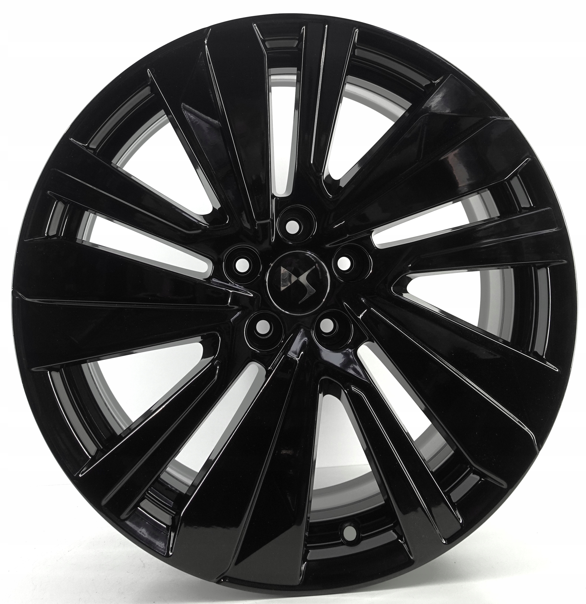 FELGI ALUMINIOWE DS OE 9809685477 7.0" x 19" 5x108 ET 38