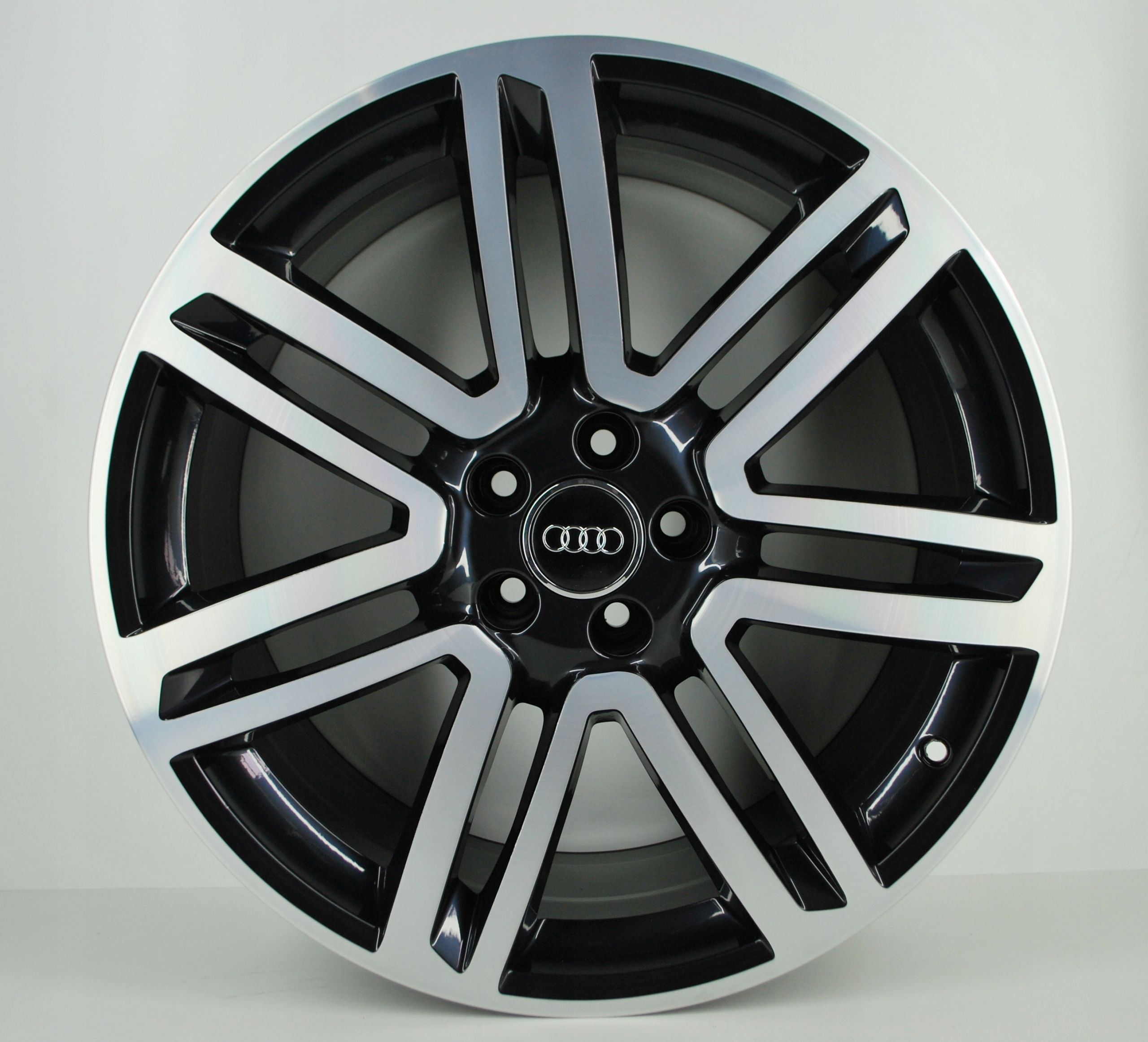 Felgi Audi Q7 A6 RS6 S6 C7 A7 RS7 20 CALI 5x112