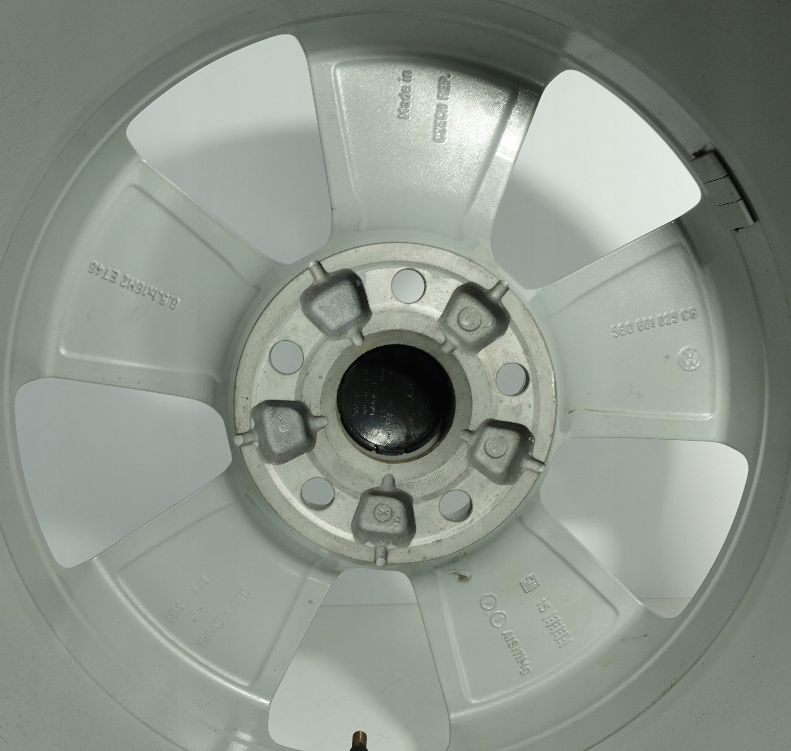 Felgi aluminiowe VOLKSWAGEN GOLF VII 6.5J 16" 5x112 5G0601025CG