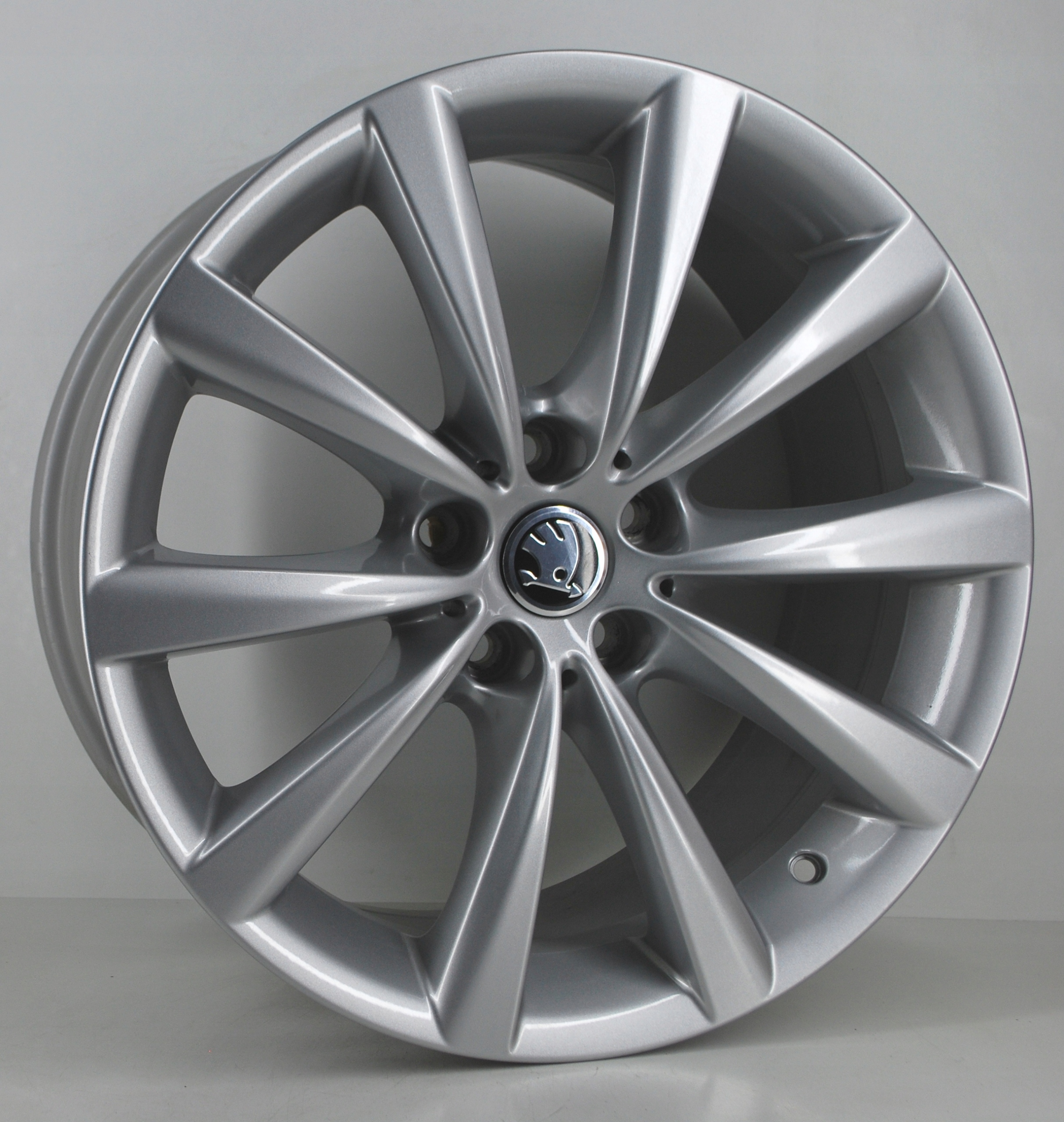 18" 5x112 SKODA FELGI ORYGINALNE