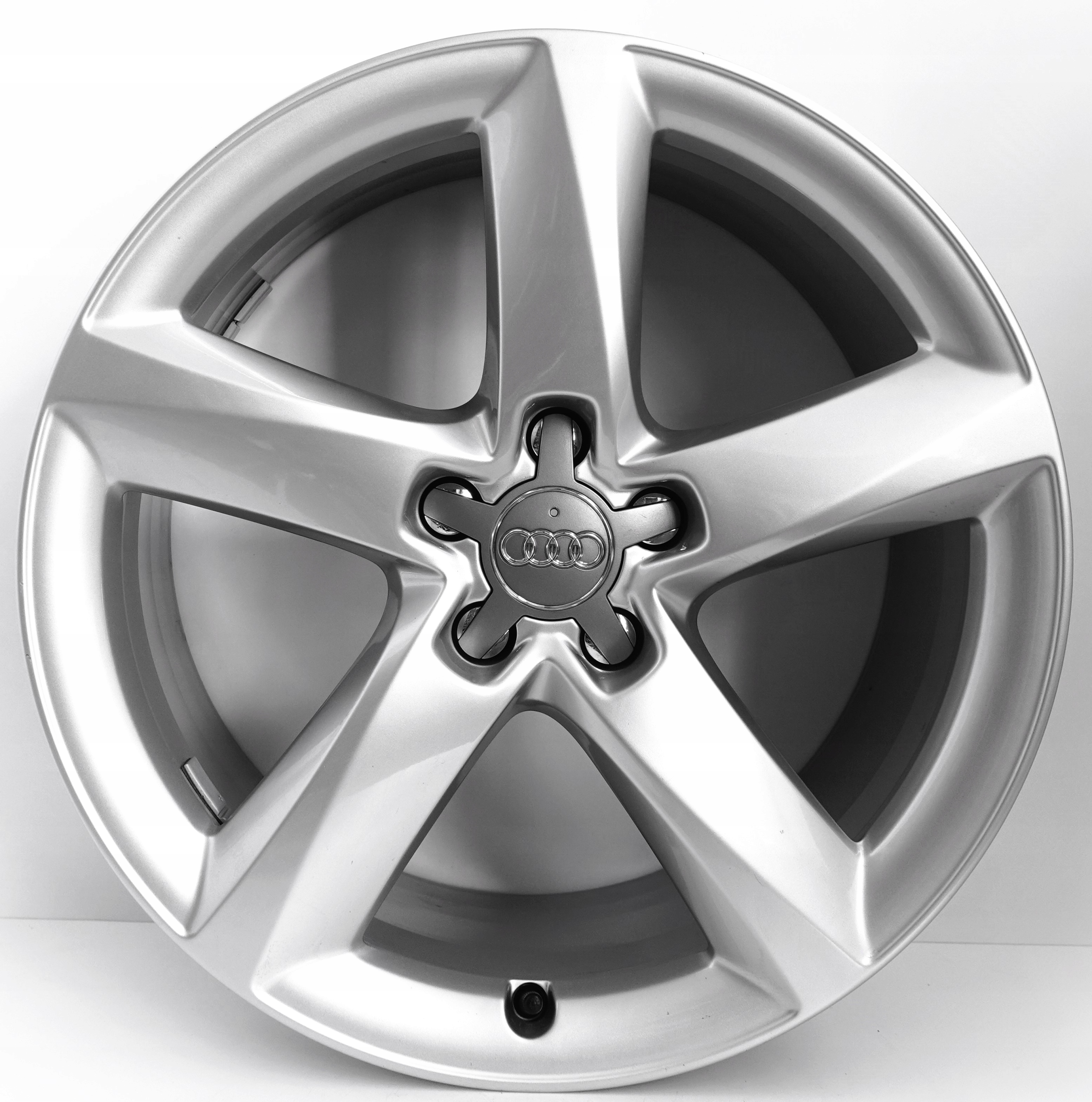 Felgi aluminiowe AUDI A8 7.5" x 19" 5x112 ET 29 ORYGINALNE