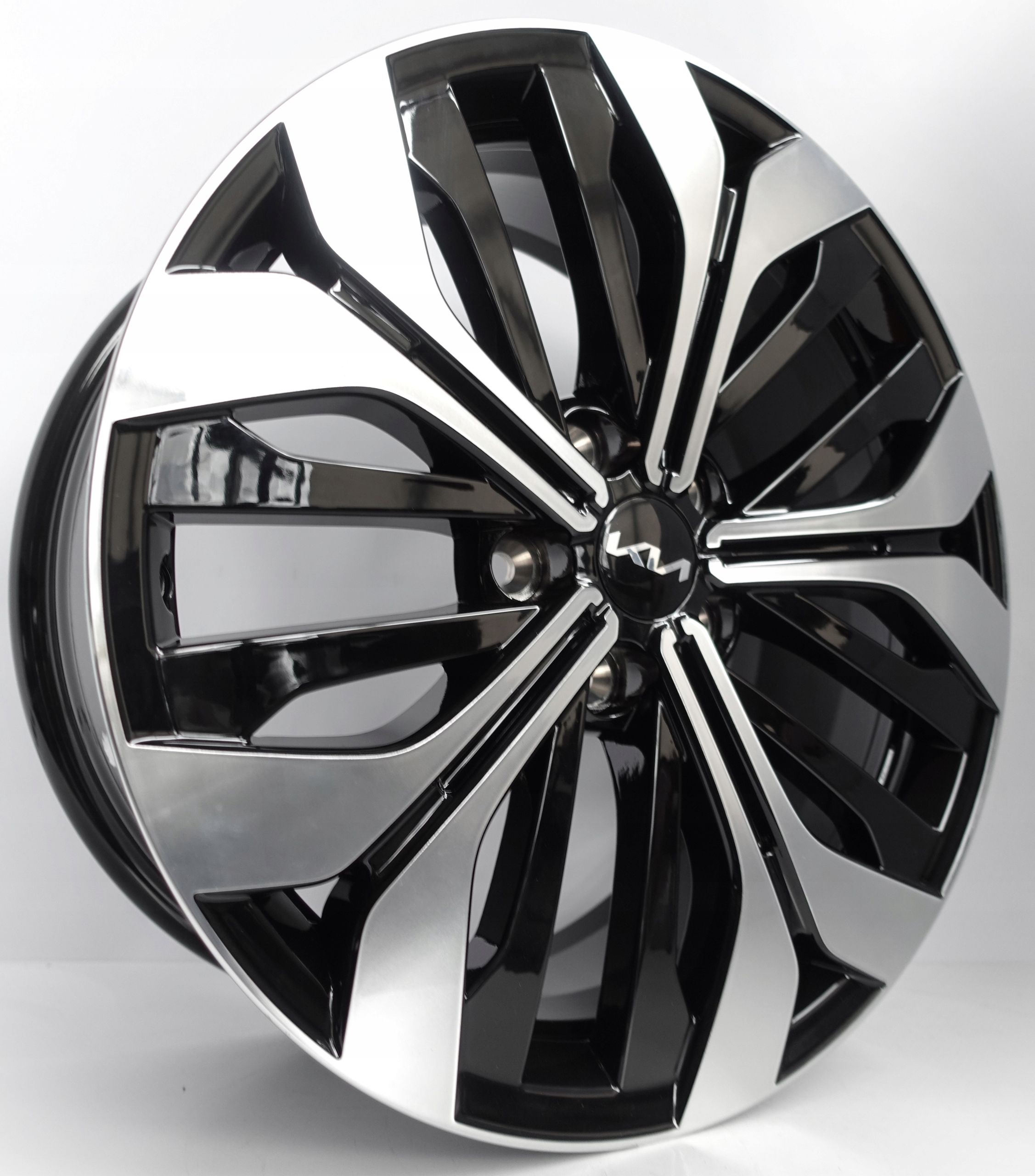 Felgi aluminiowe KIA 7.5" x 18" 5x114,3 ET 45 403007567R RENAULT