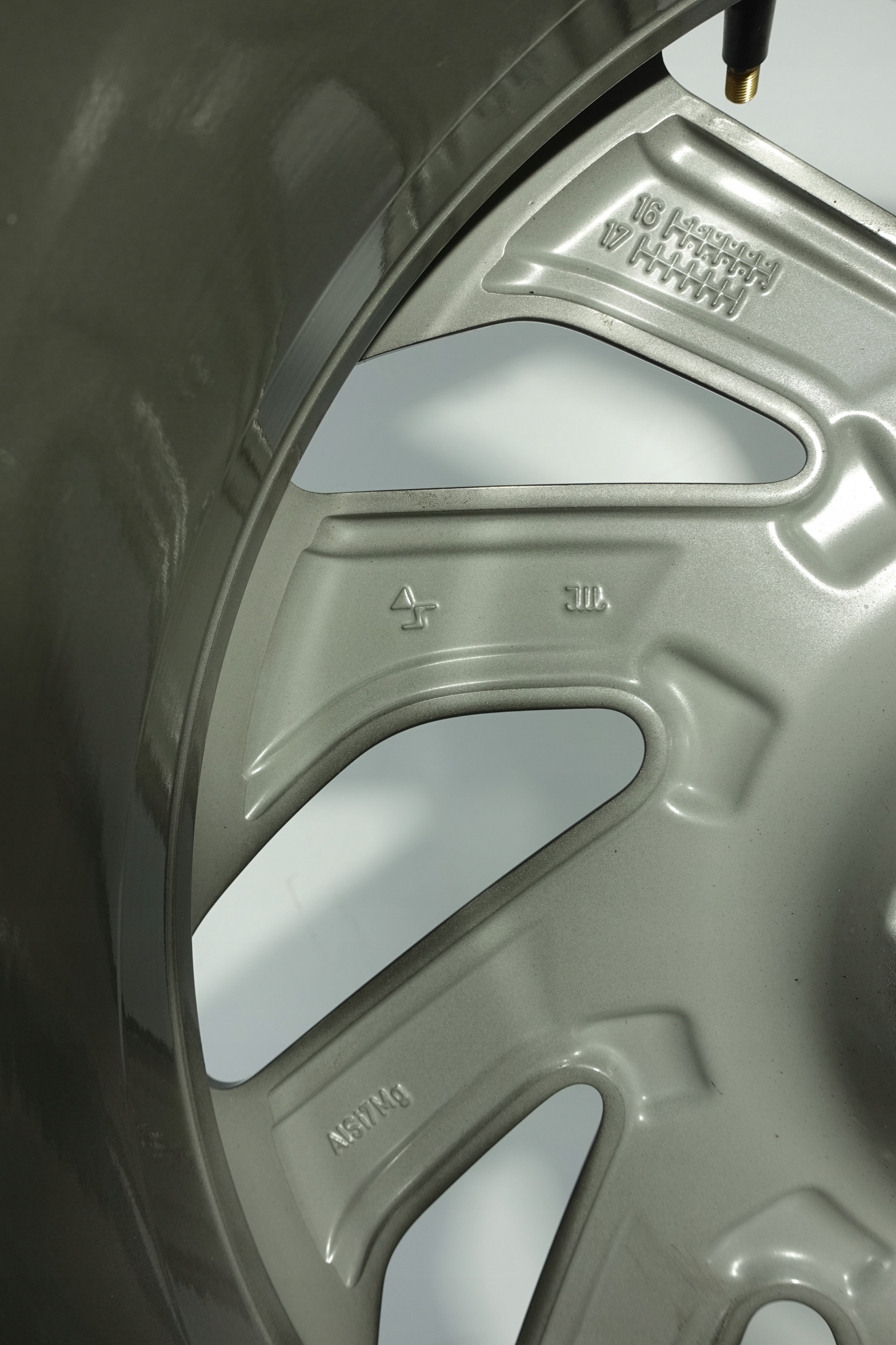 Felgi aluminiowe Citroen DS PEUGEOT 19" 5x108 ET 40 ORYGINALNE 9817501177