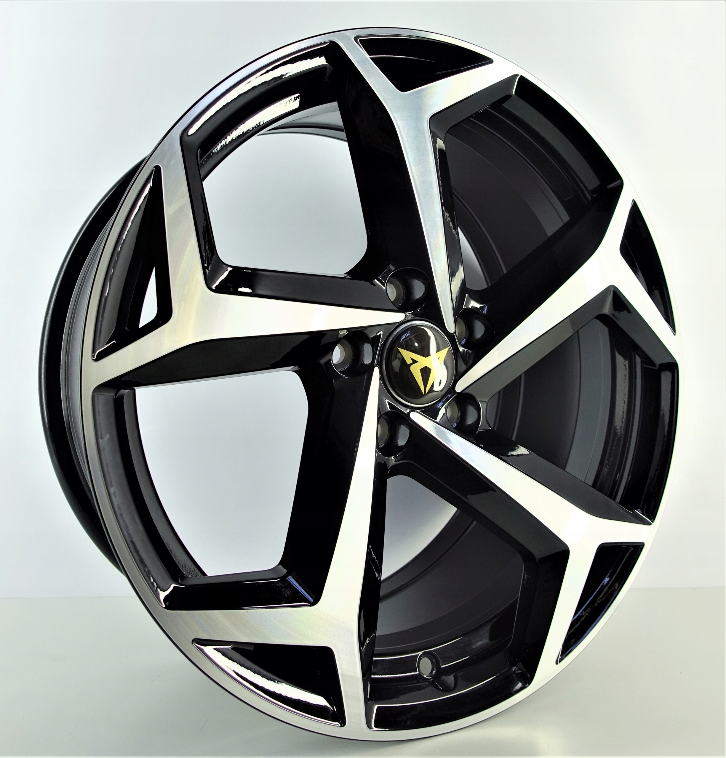 NOWE FELGI 18'' 5x112 CUPRA 8J ET 44 FORMENTOR