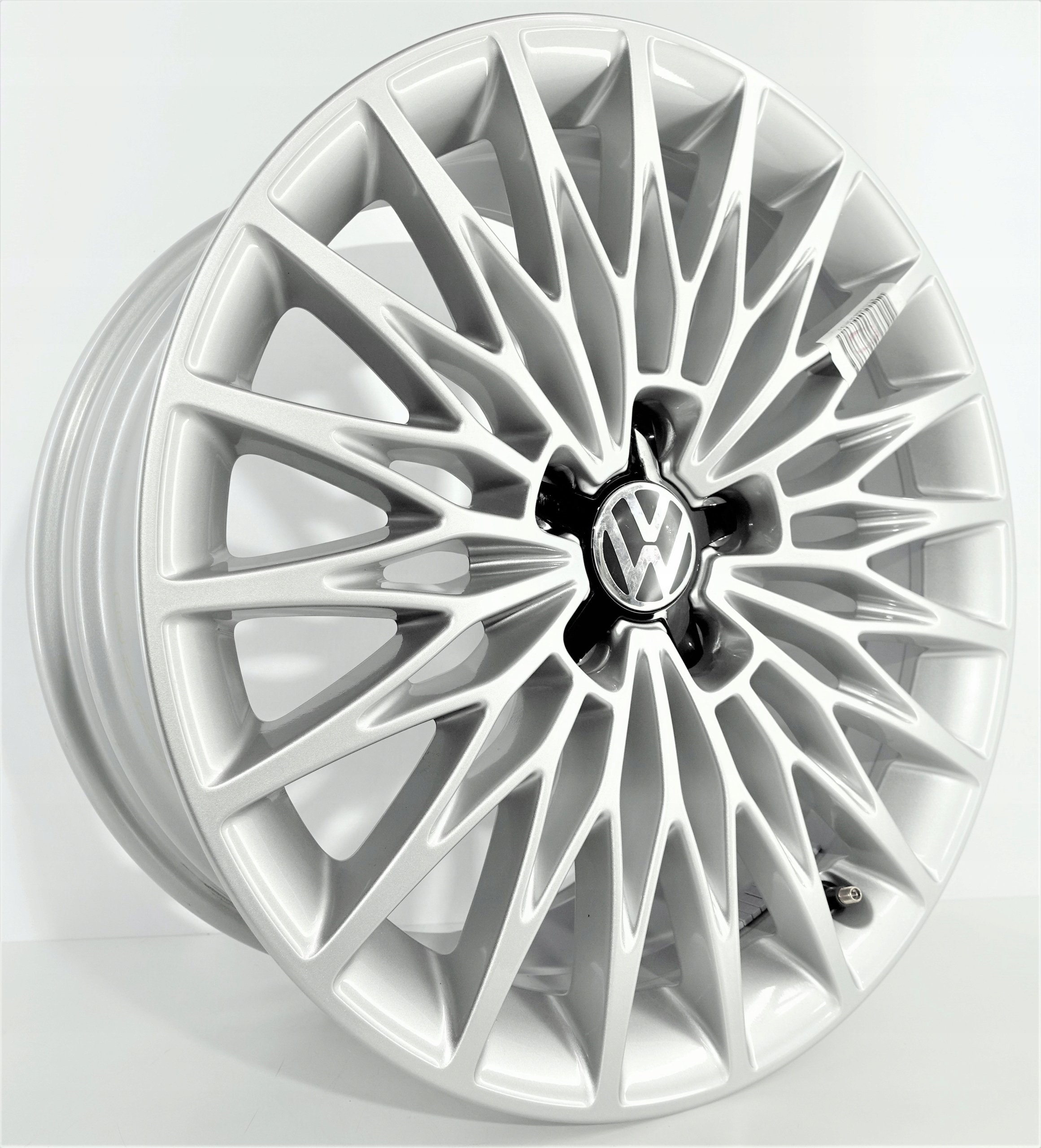 FELGI VOLKSWAGEN 18'' 5x112 8 J ET46 NOWE