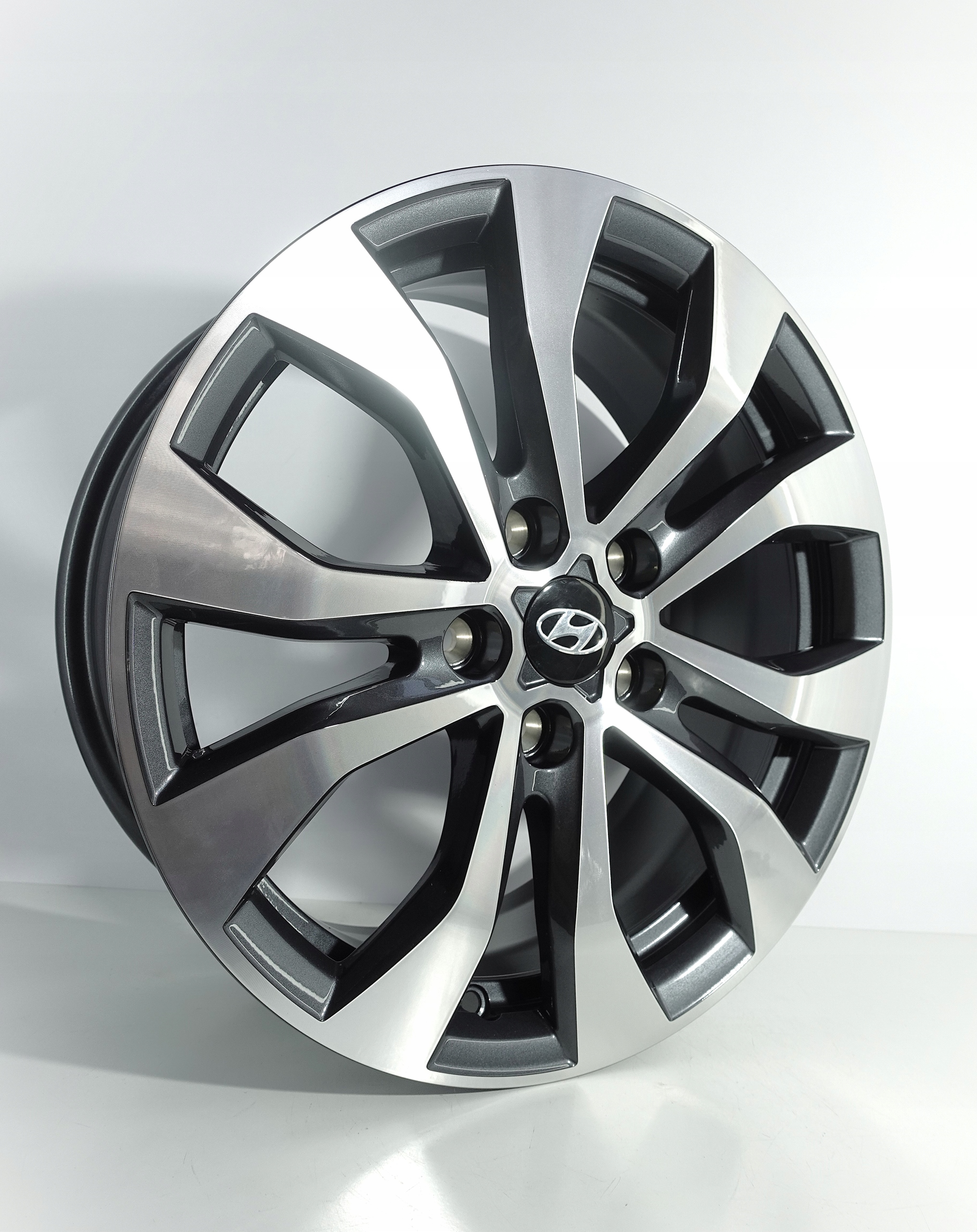 HYUNDAI FELGI ALUMINIOWE RENAULT 7J 17" 5x114.3 ET 43 403007202R NOWE