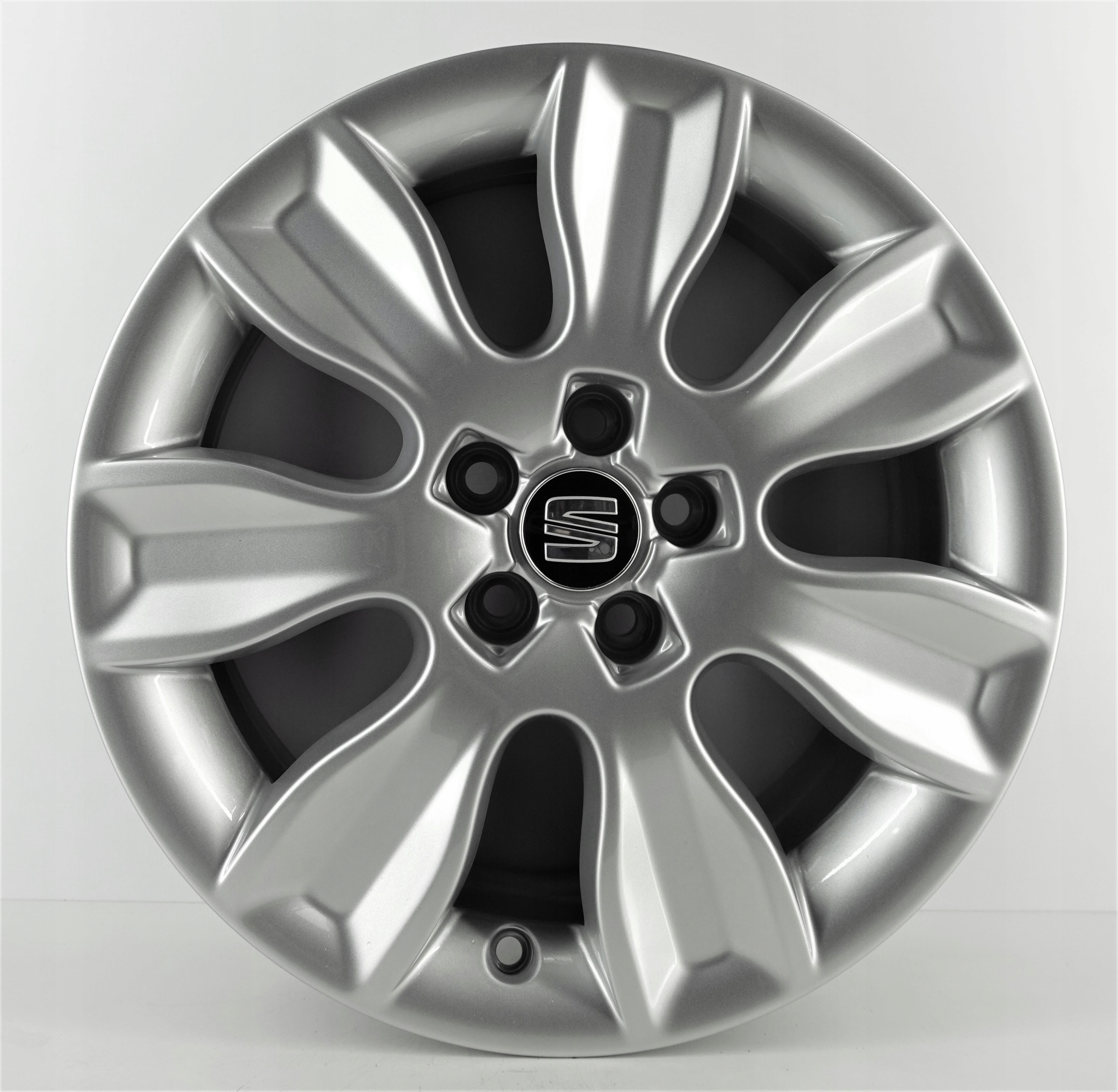 Felgi aluminiowa SEAT IBIZA 6.0J x 16" 5x100 ET 30