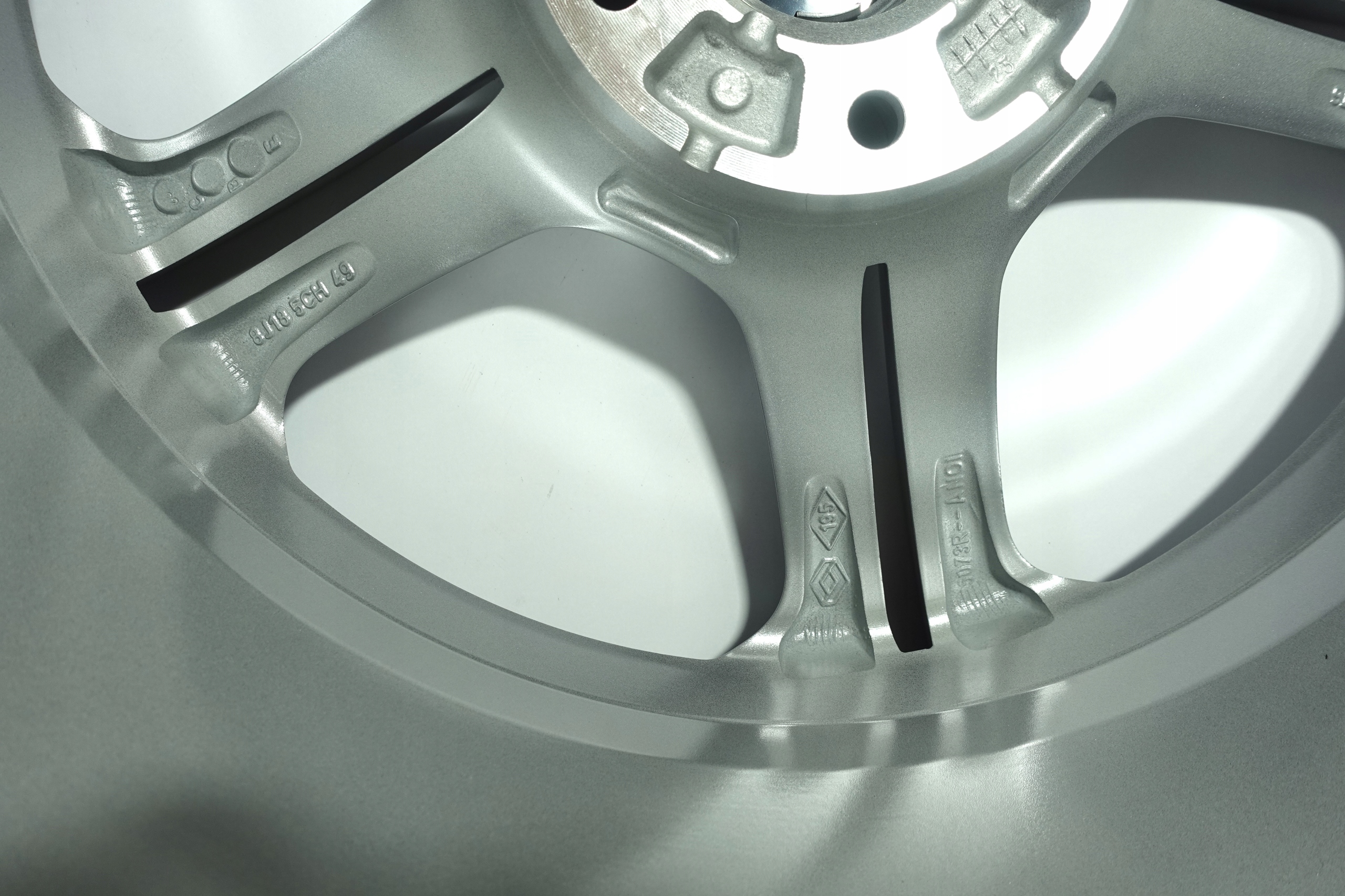 RENAULT MEGANE RS 18" 5x114,3 NOWE ORYGINALNE 8171-1 FELGI ALUMINIOWE