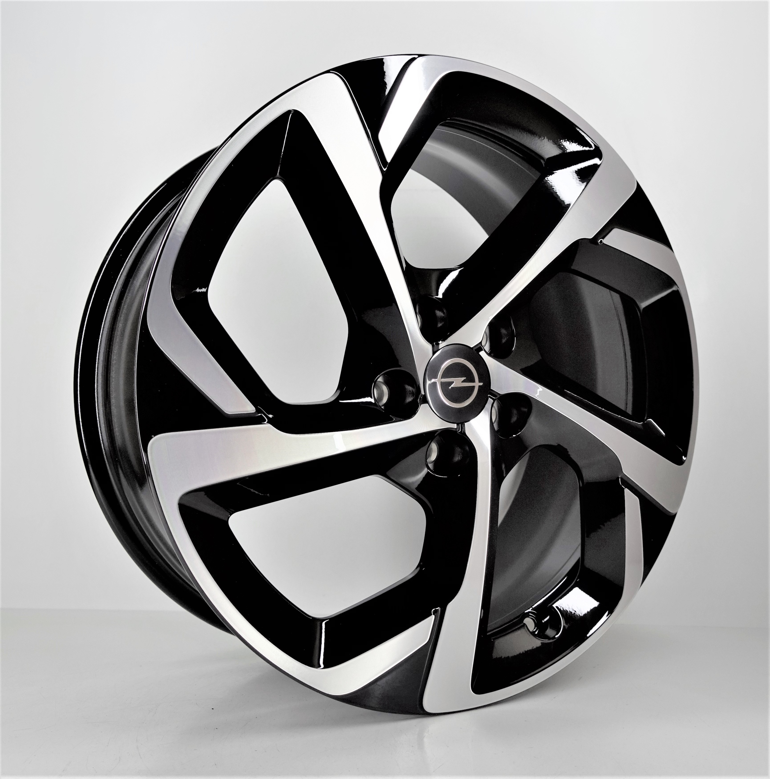 x4 felga 18'' 5x108 OPEL 9828110677