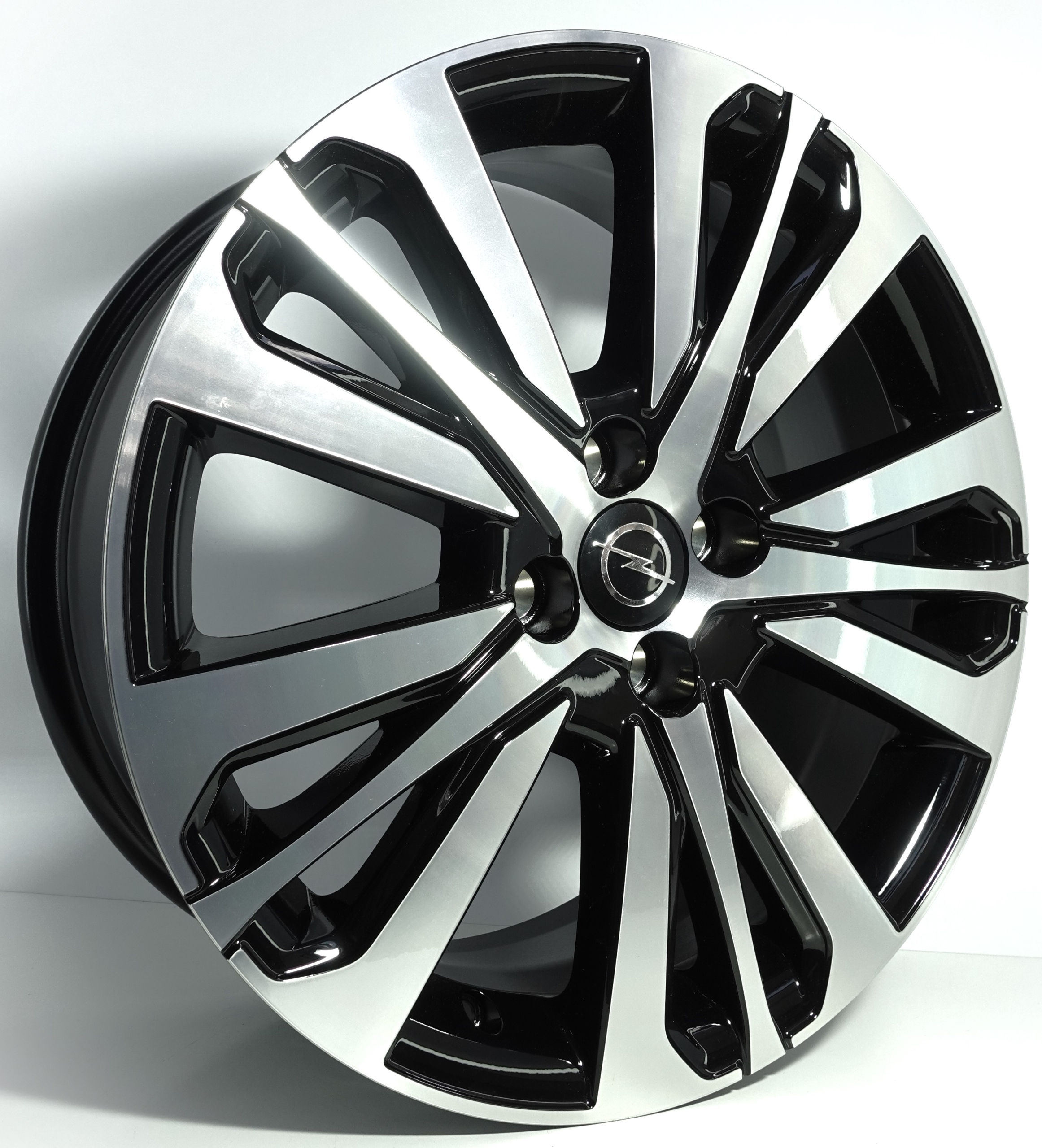 Felgi aluminiowe OPEL Renault INITIALE PARIS 7.0J 17" 4x100 ORYGINALNE