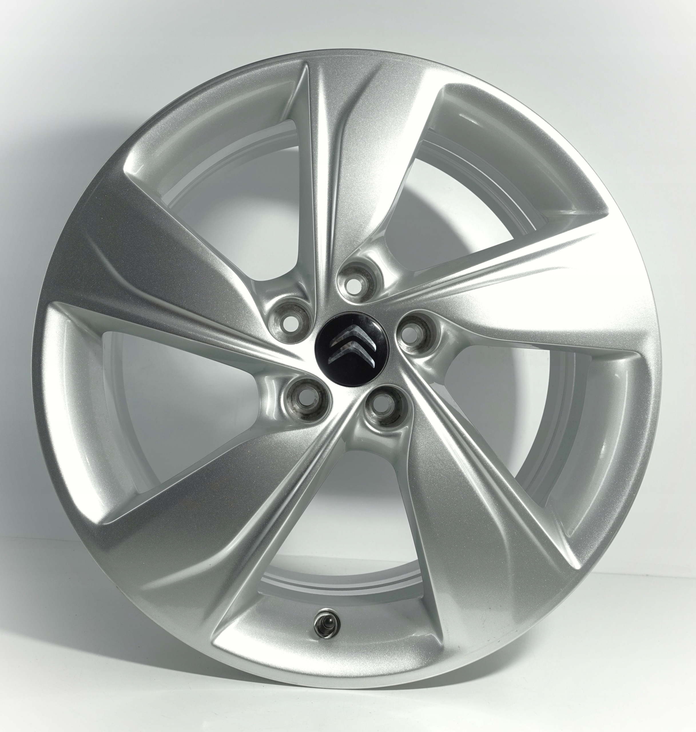 Felgi aluminiowe CITROEN C4 C5 7.5J 18" 5x108 ET 49 oryginalne YP00064380