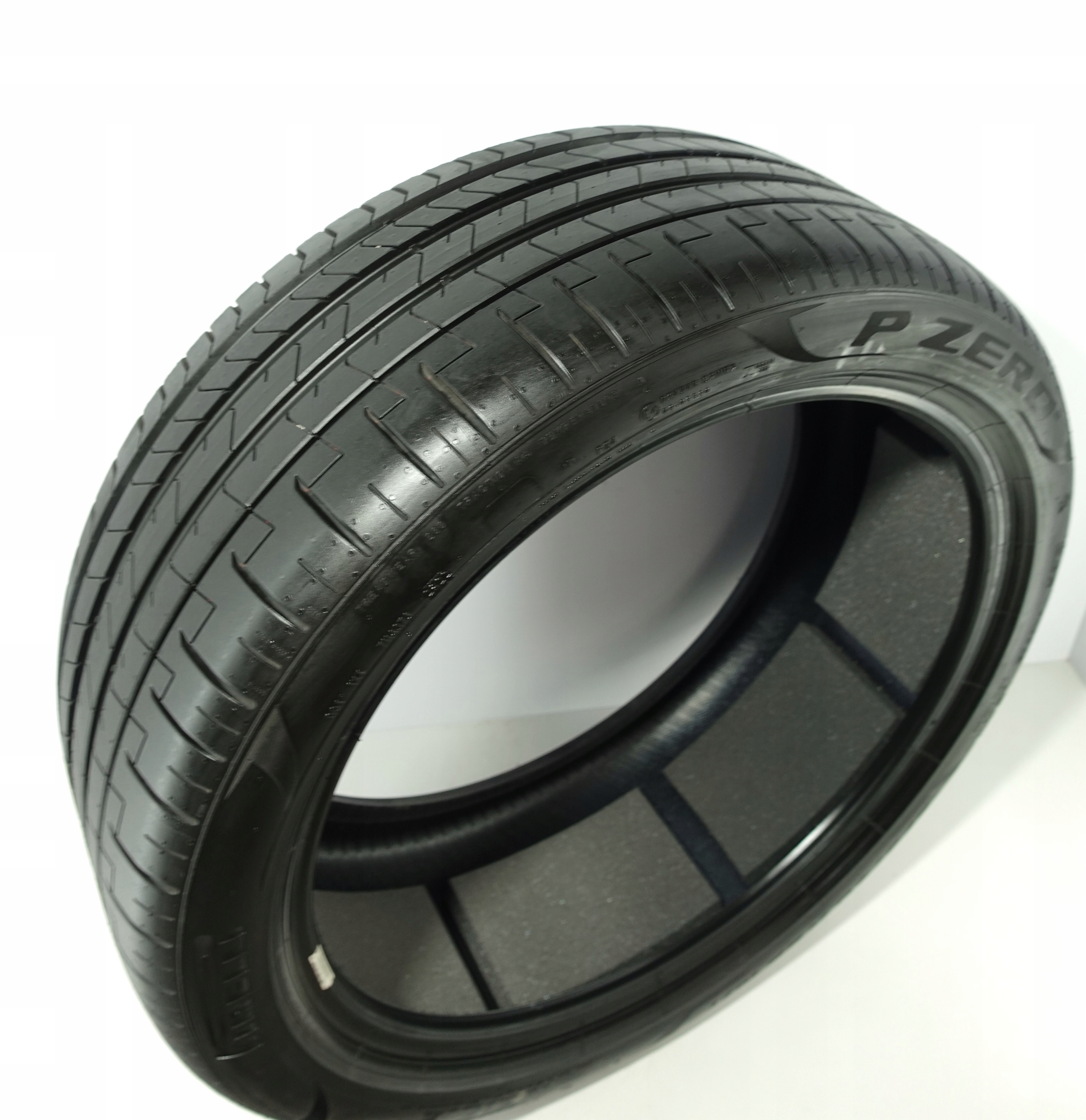 Pirelli P Zero 275/35R21 103 W rant ochronny XL