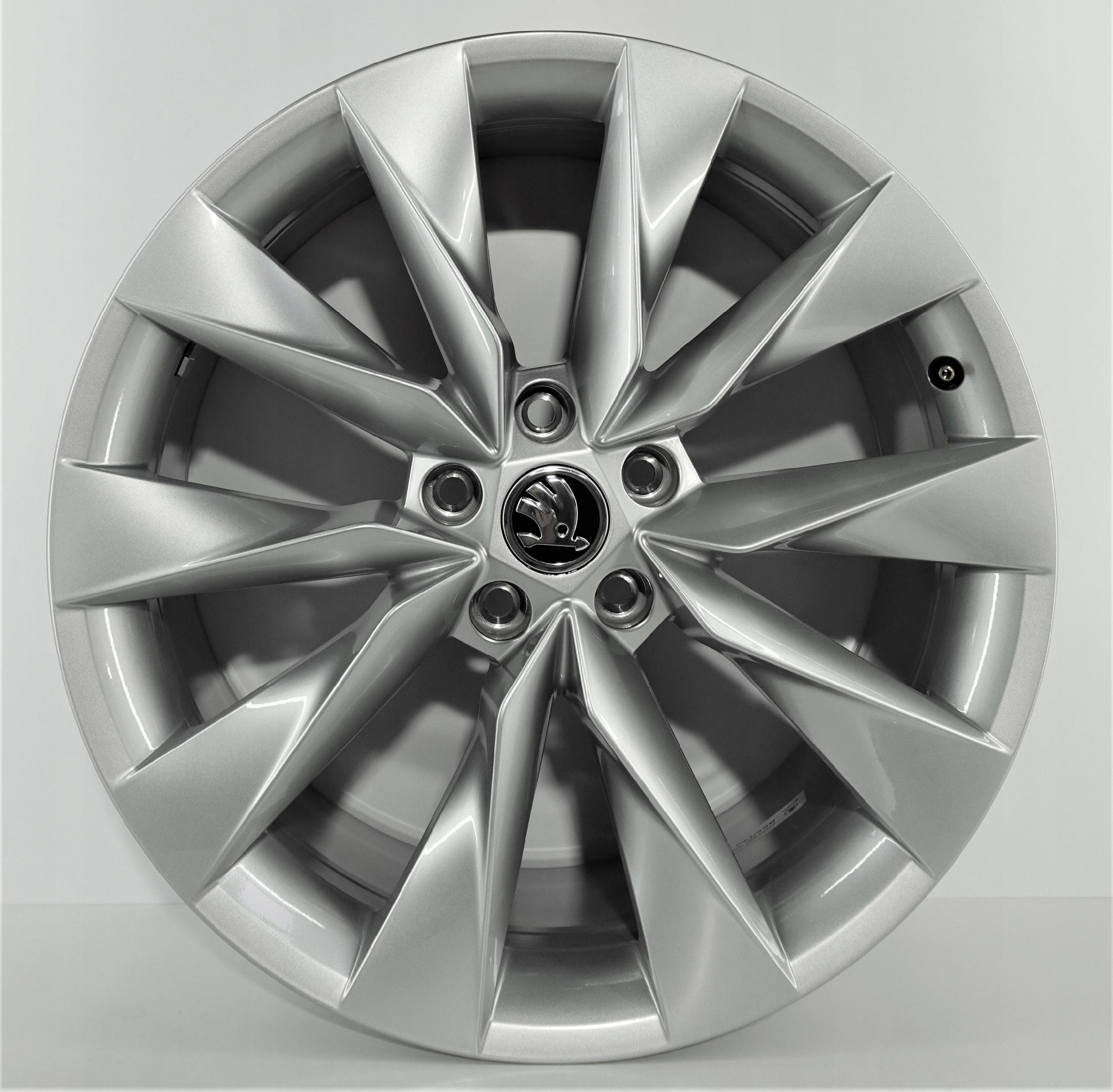 SKODA ENYAQ 5LA601025 felgi 8x19 ET45 5x112 5LG0714998Z8