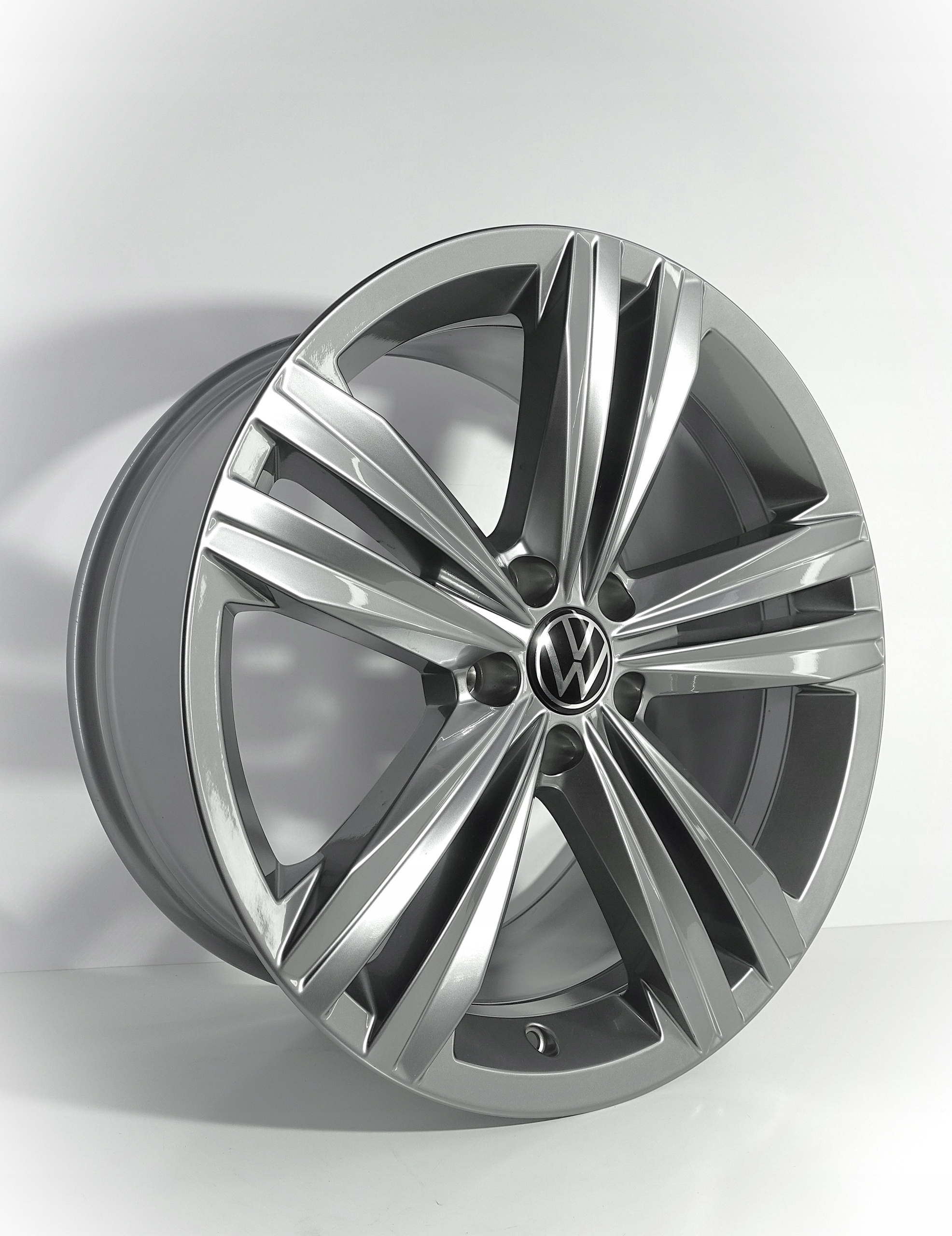 Felgi aluminiowe volkswagen 19" tiguan II 8.5x19 5NN601025D SEBRING